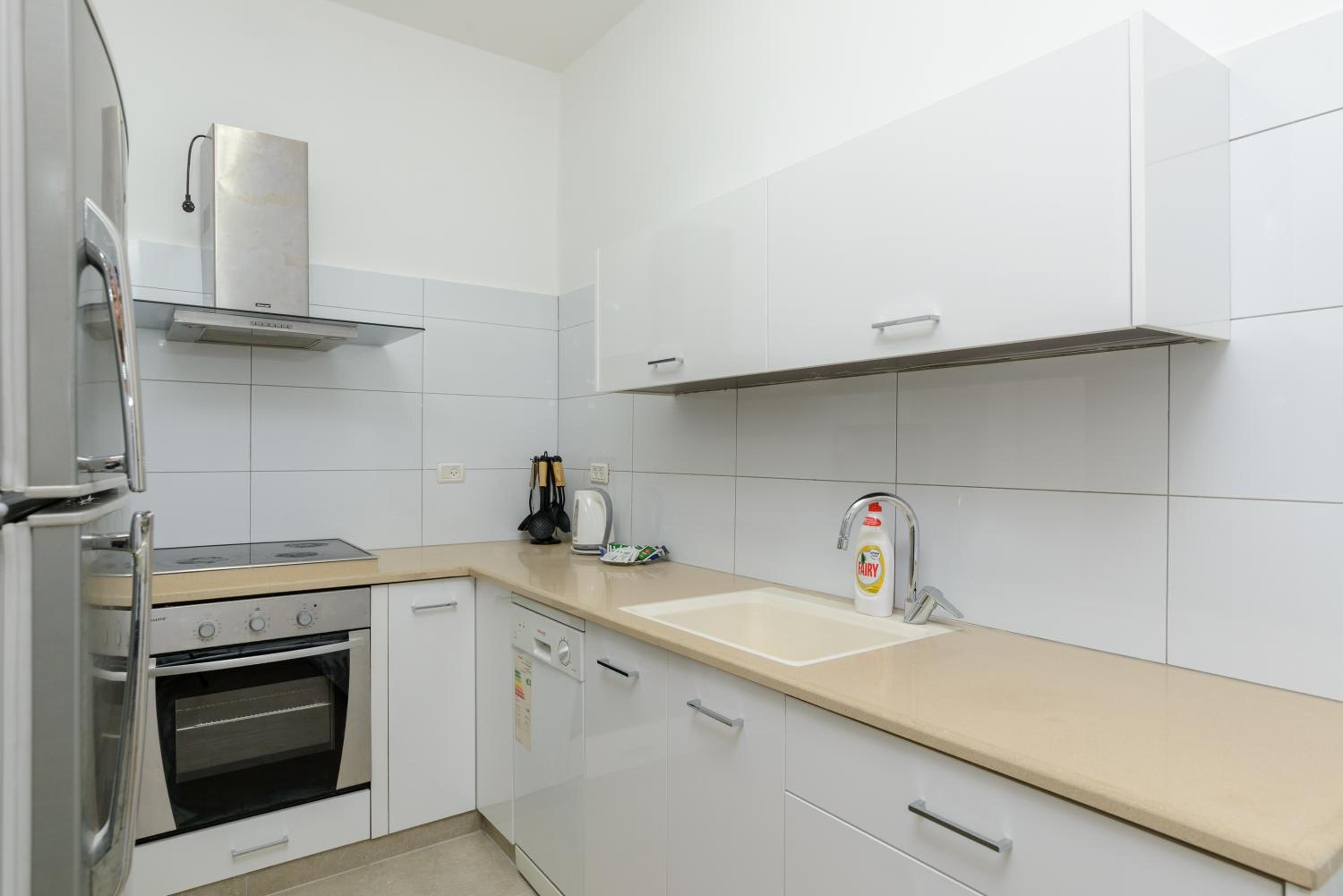 Two-Bedroom Apartment - Annex - Photo 14