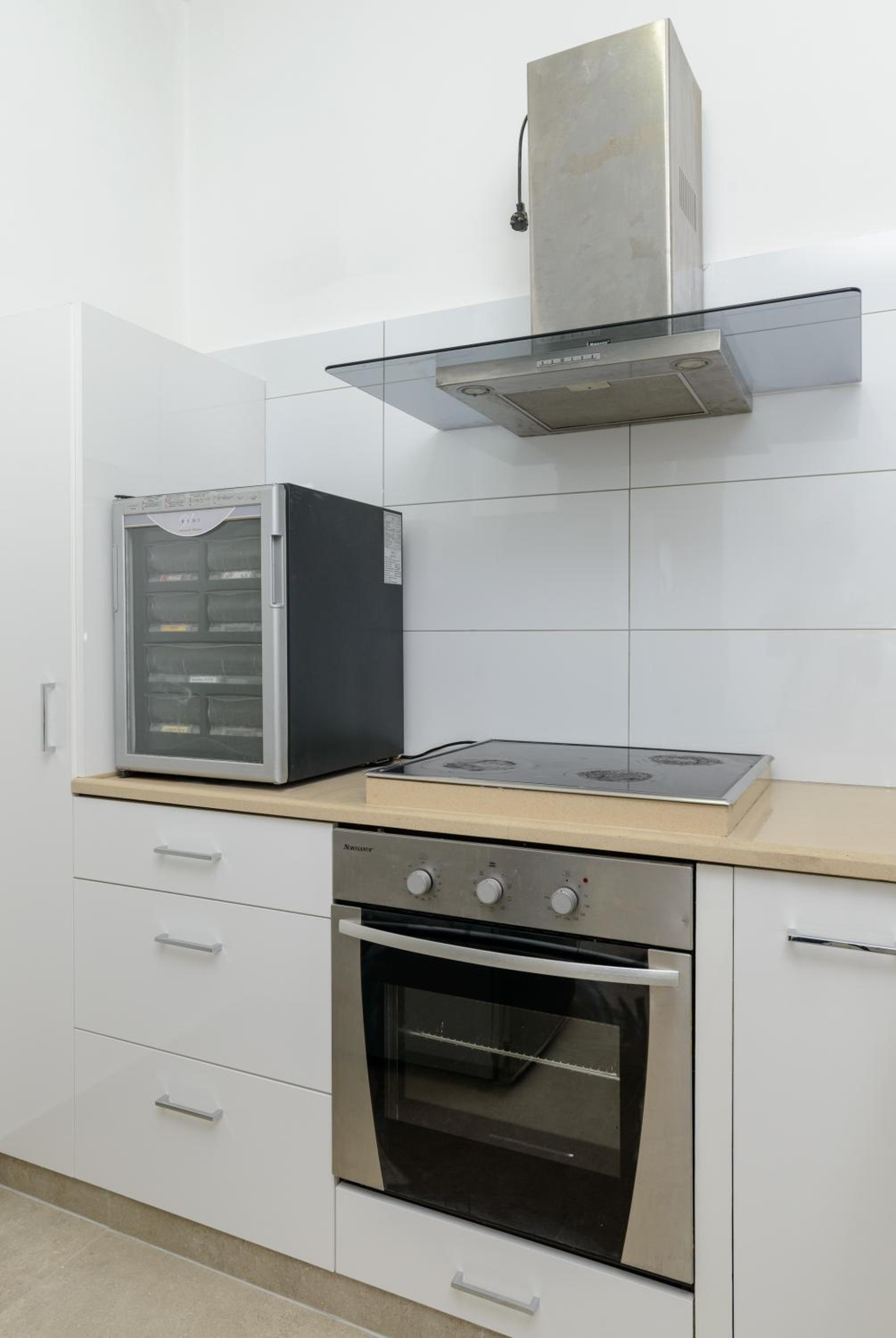 Two-Bedroom Apartment - Annex - Photo 13