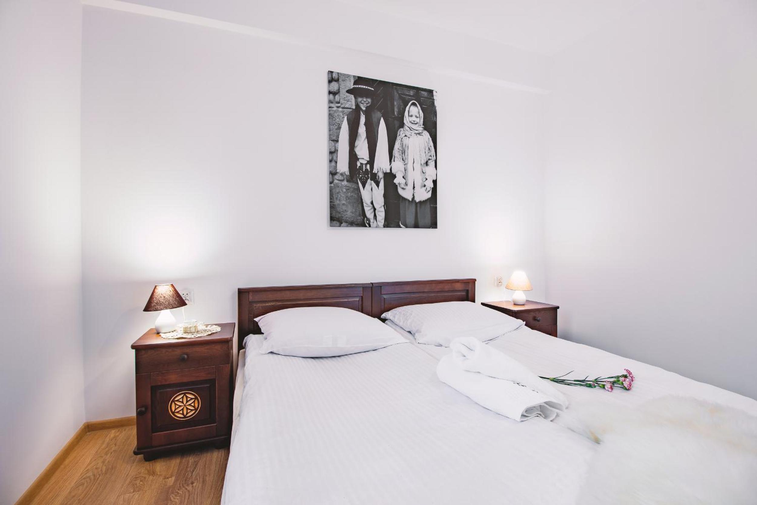 Double Room - Photo 4