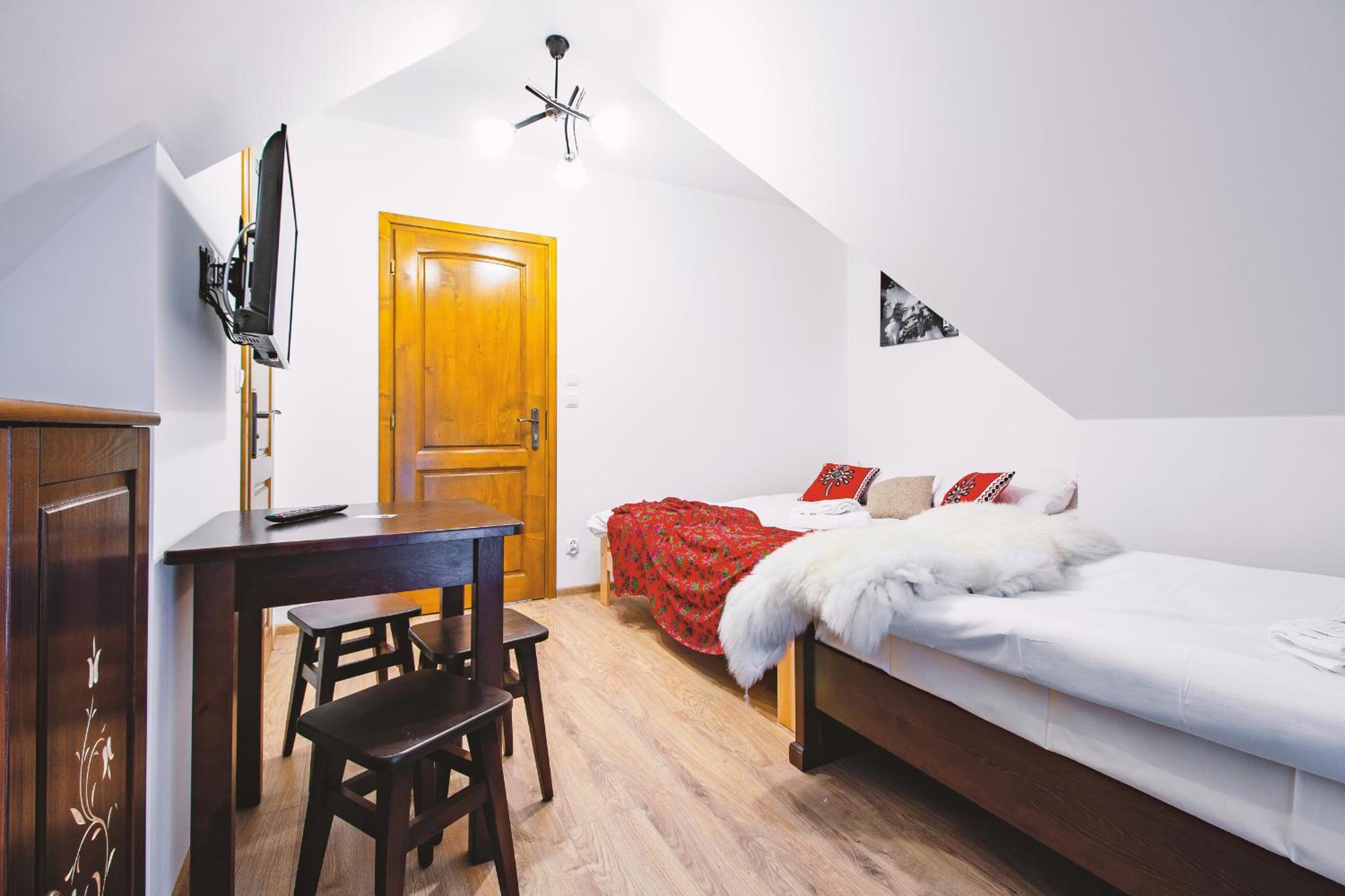 Quadruple Room - Photo 2