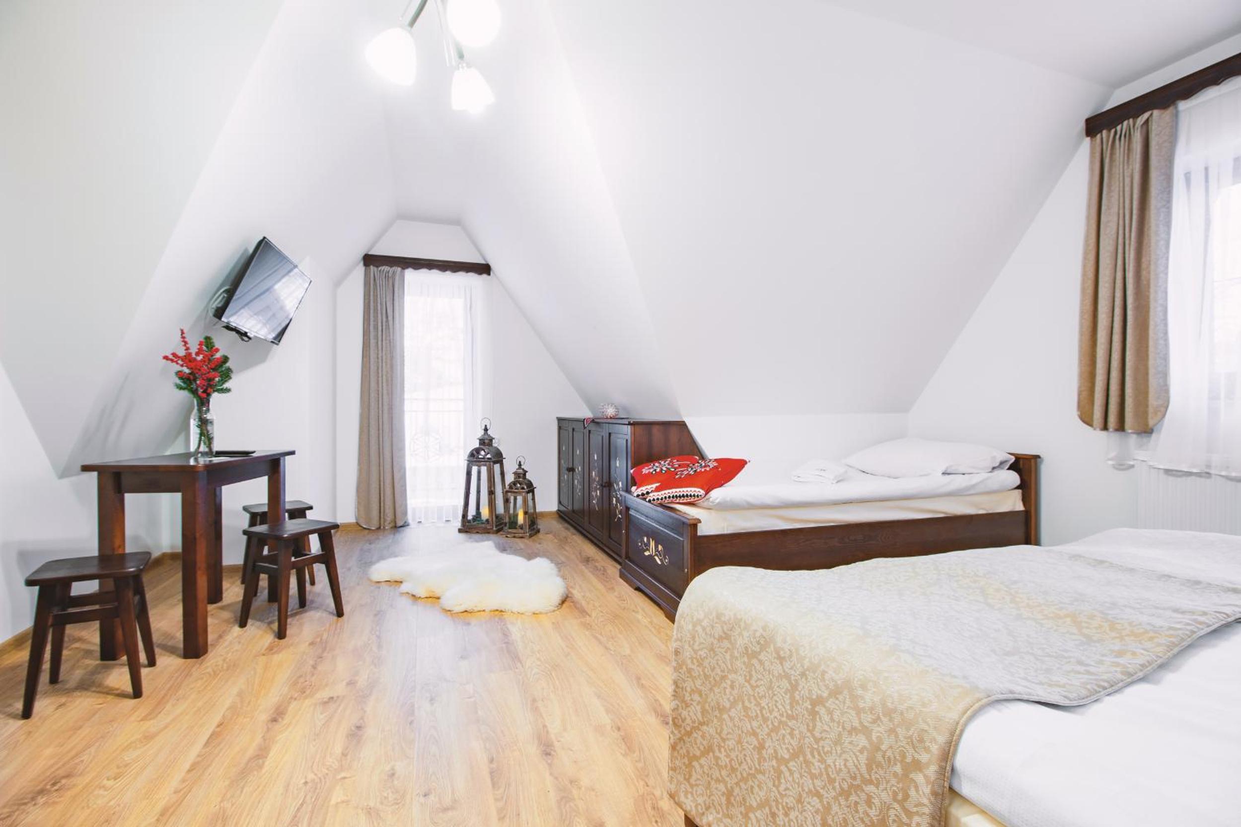 Triple Room - Photo 2
