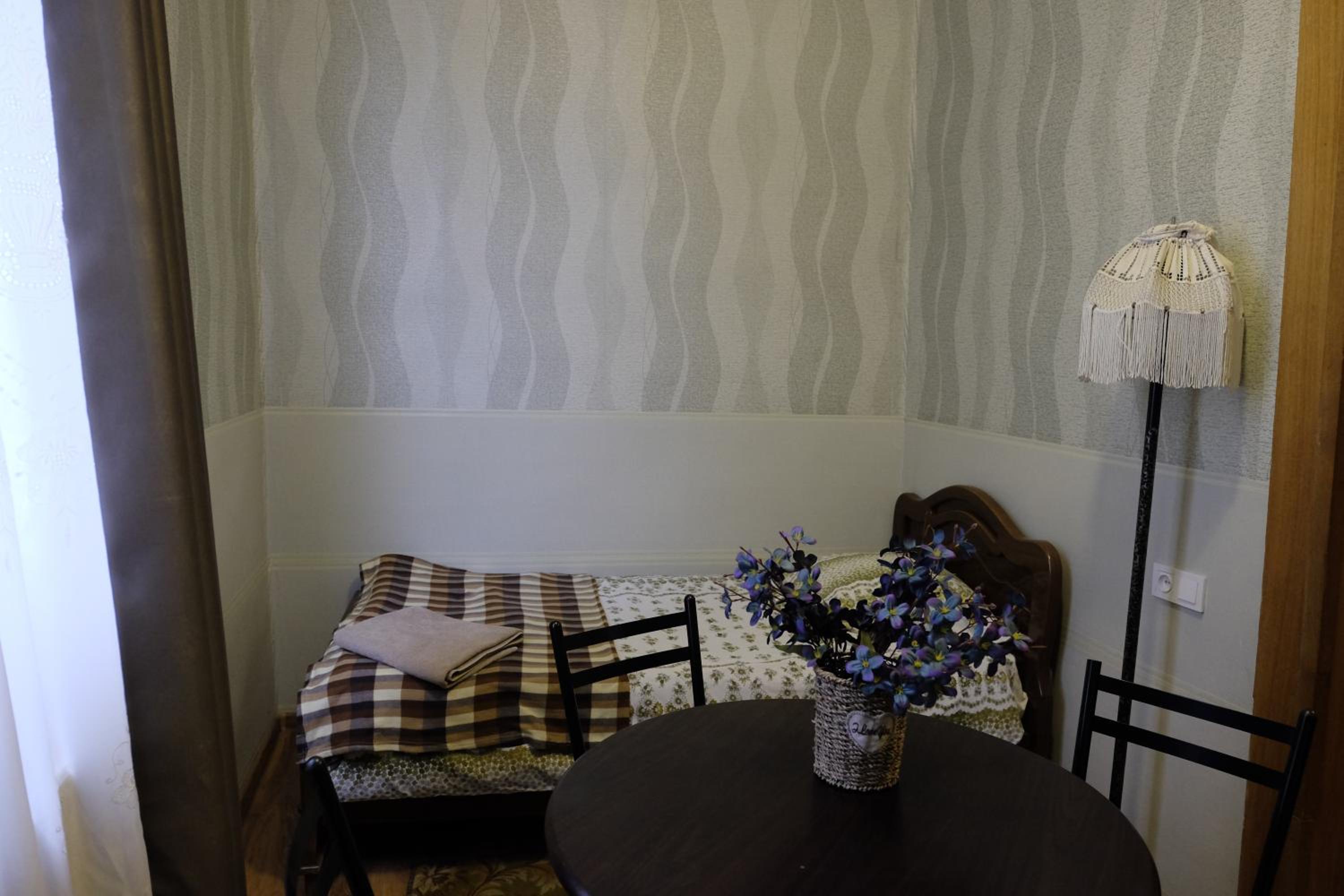 Family Suite with Balcony - Photo 23