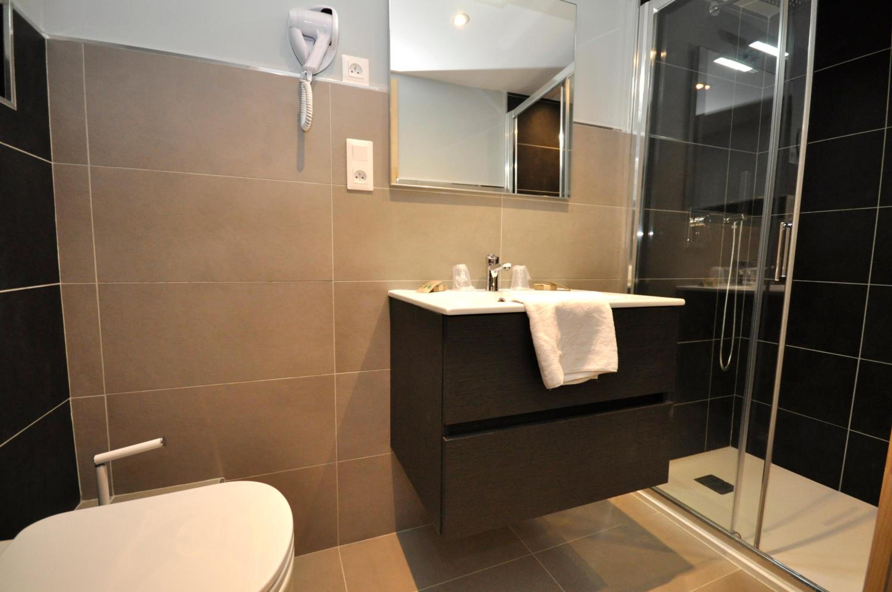 Superior Triple Room photo 2