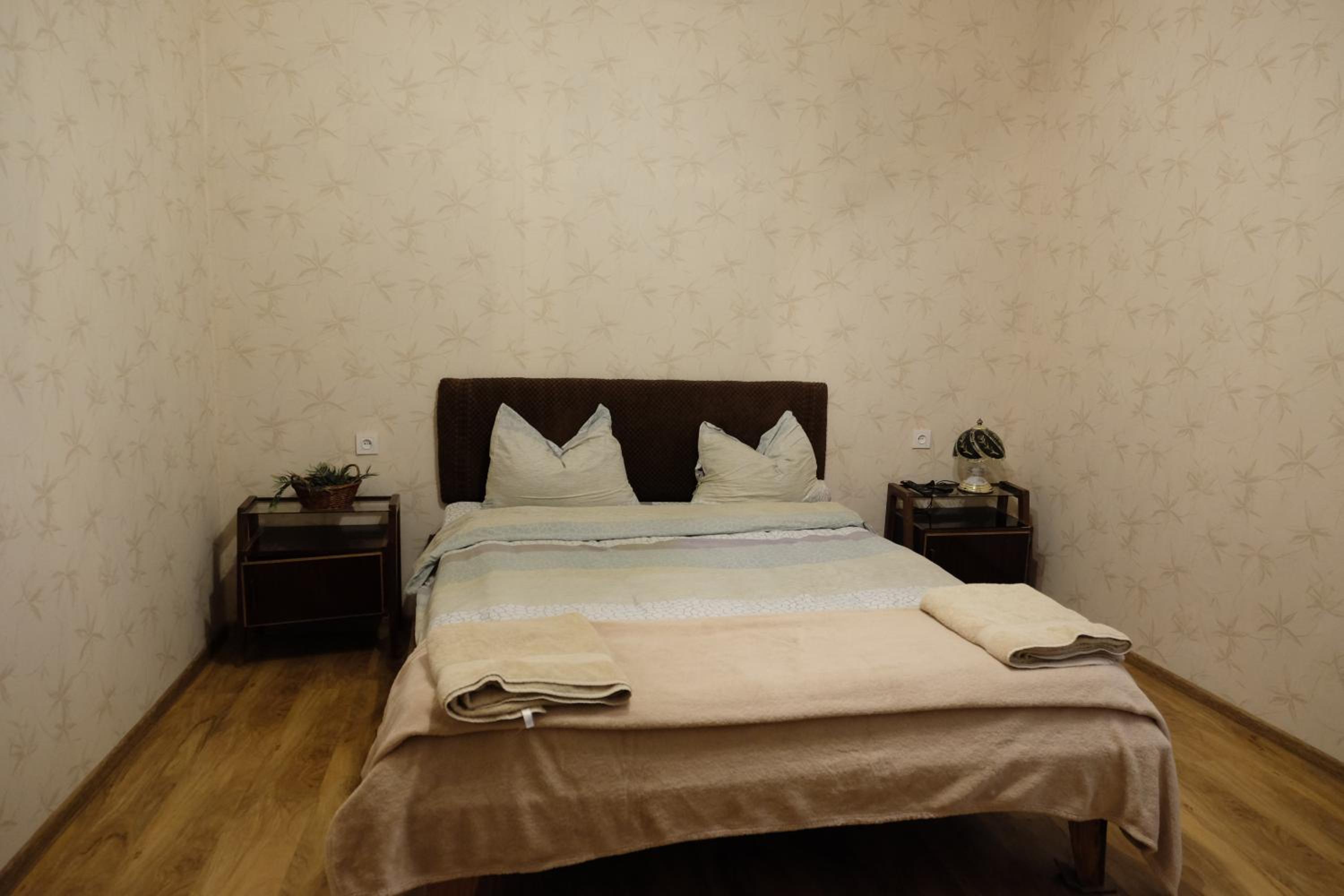 Deluxe Queen Studio  - Photo 1