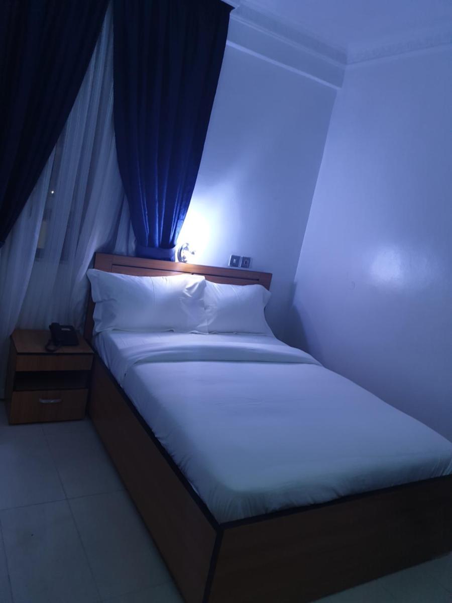 Family Suite with Balcony photo 2