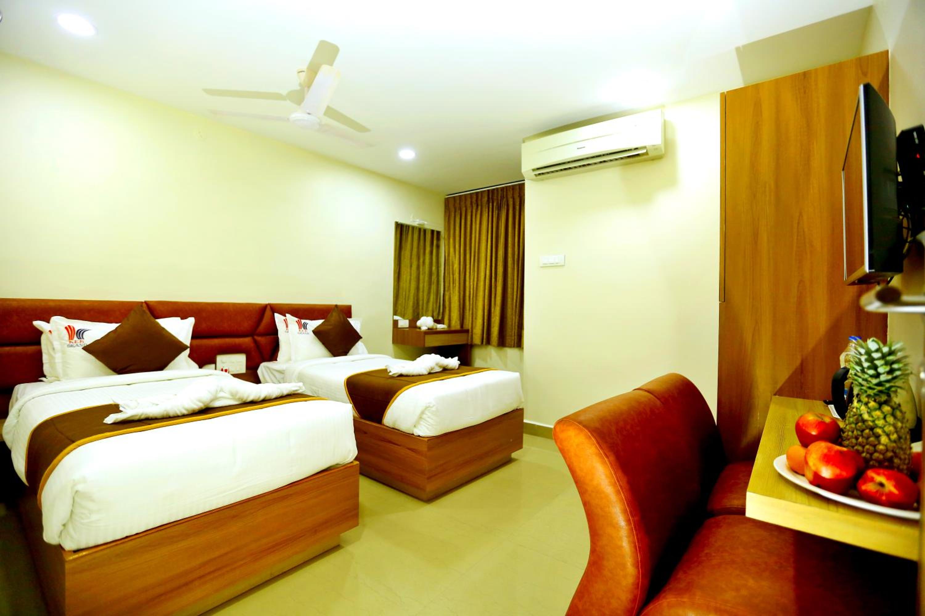 Superior Twin Room - Photo 2