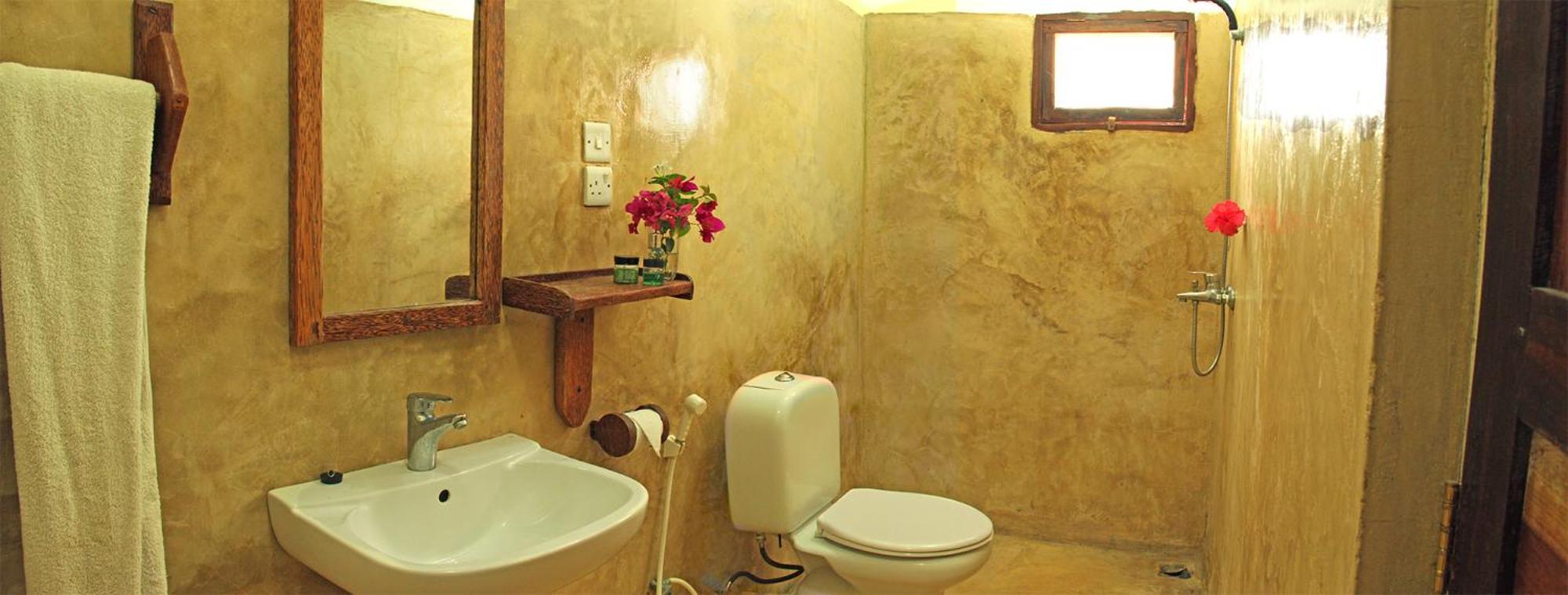 Queen Room with Garden View