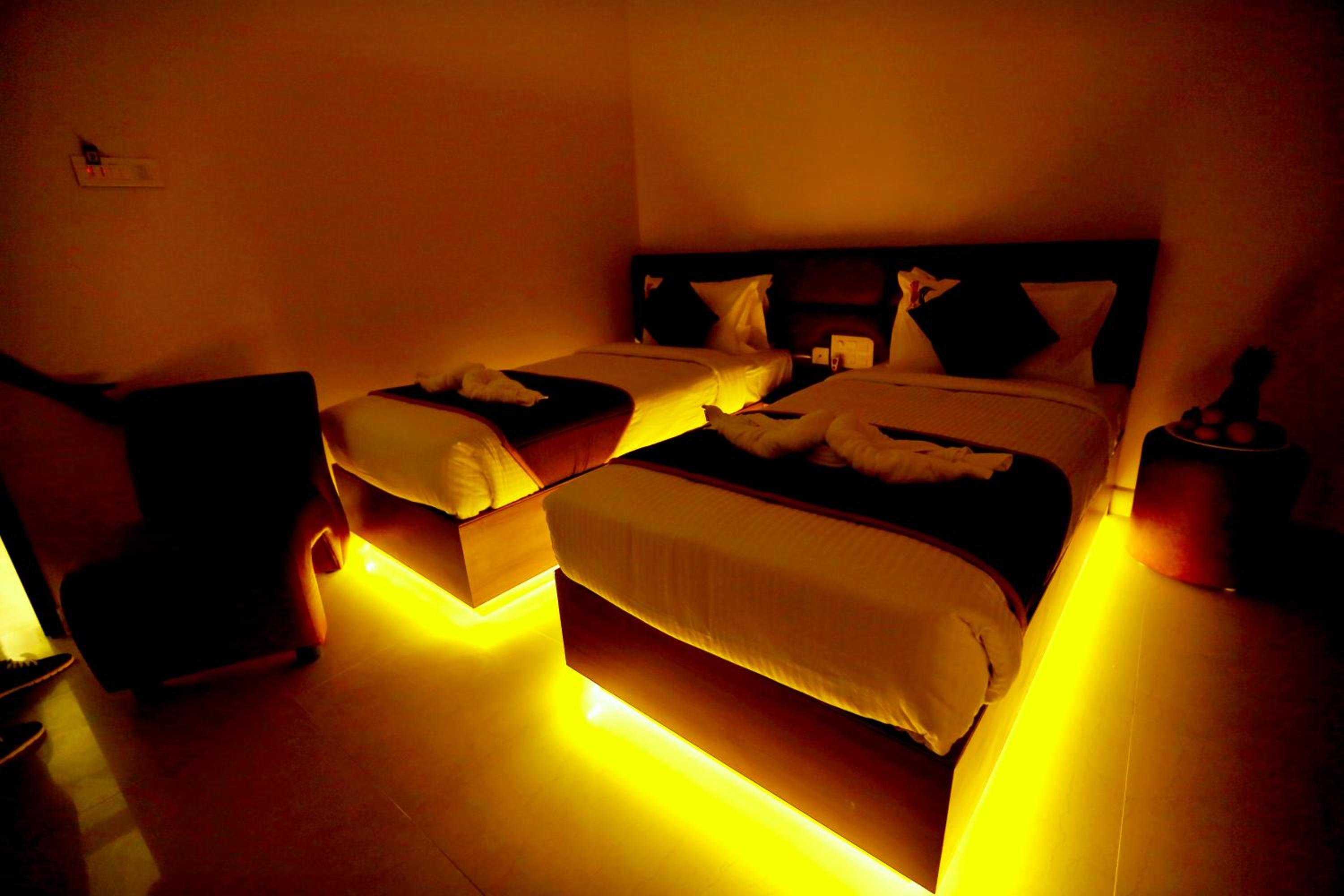 Superior Twin Room - Photo 6