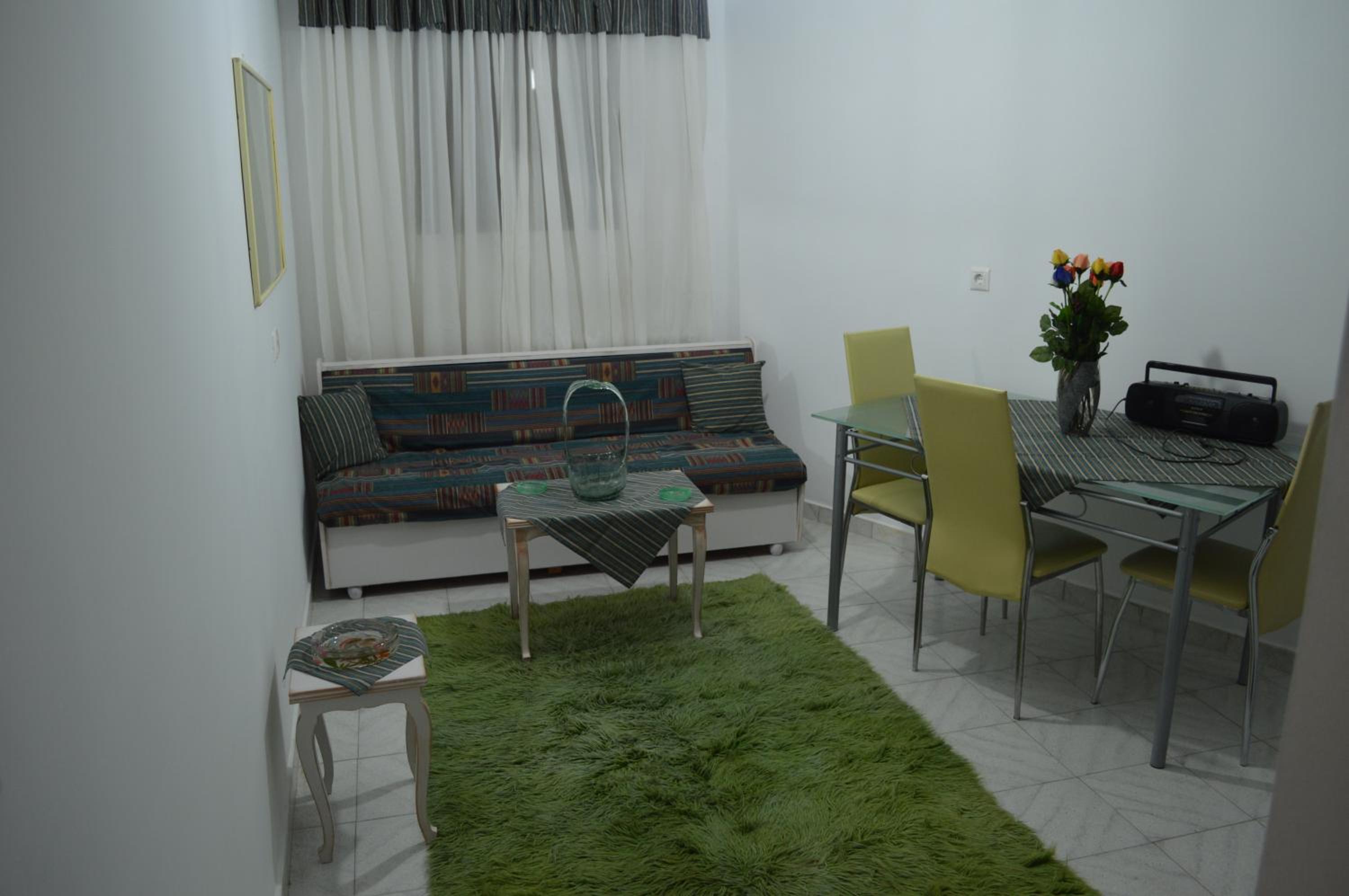 Apartment - Photo 11