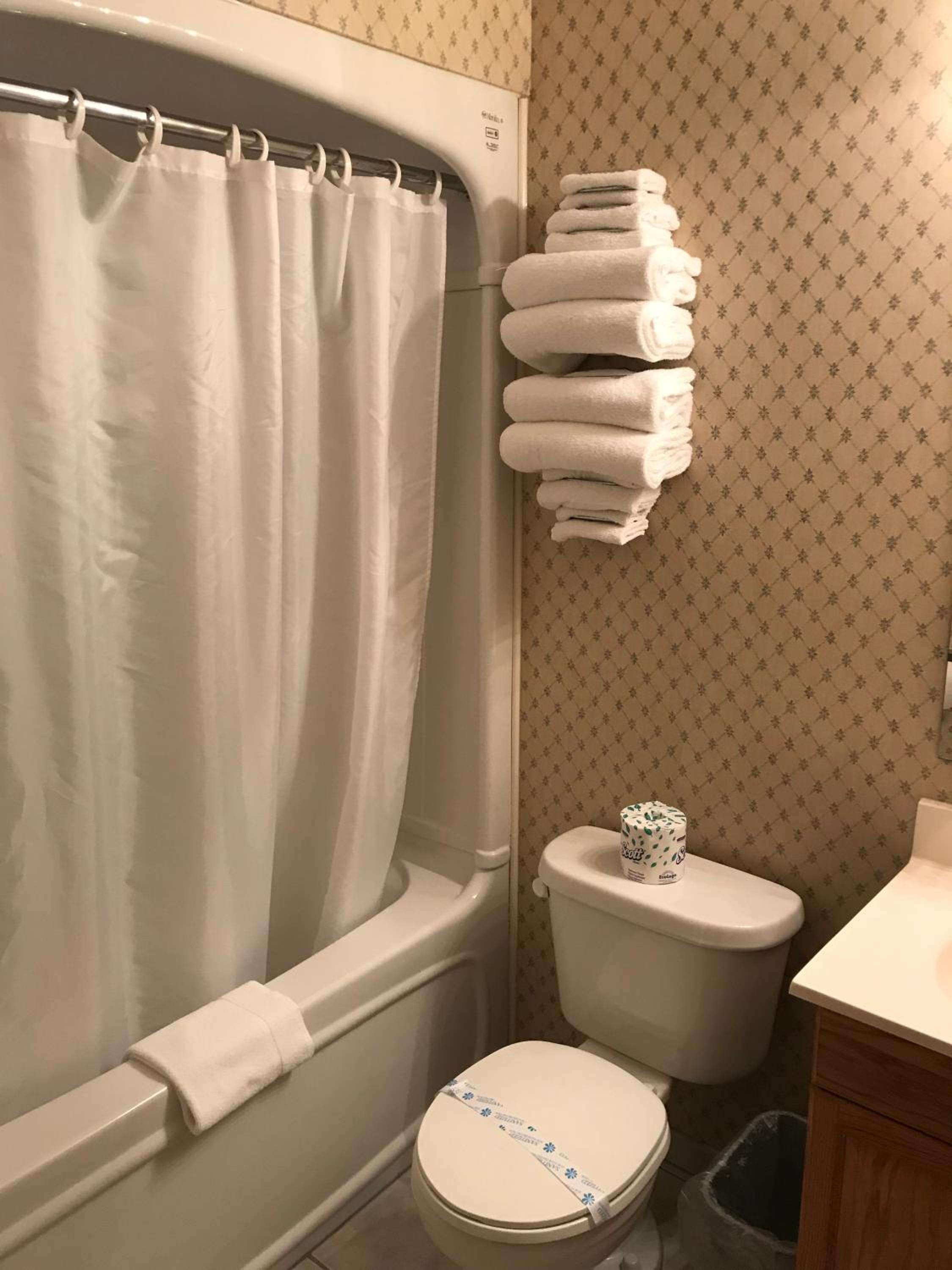 Standard Triple Room - Photo 4