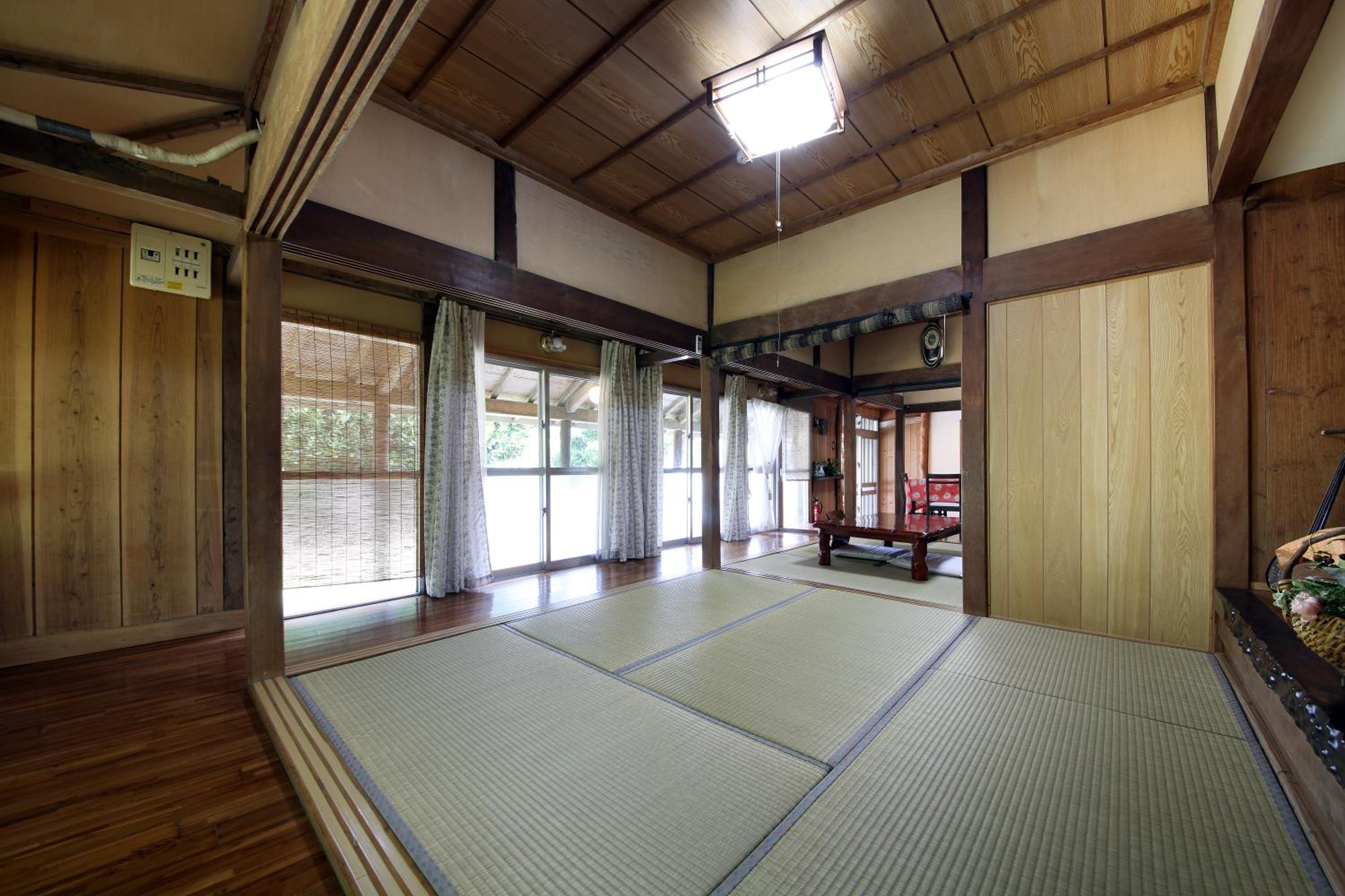 Four-Bedroom House - Photo 54
