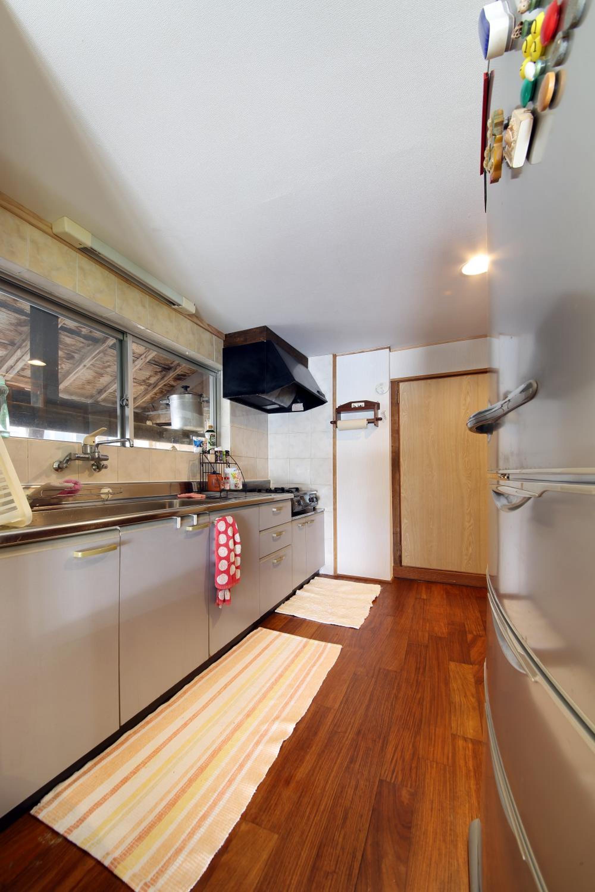 Four-Bedroom House - Photo 40