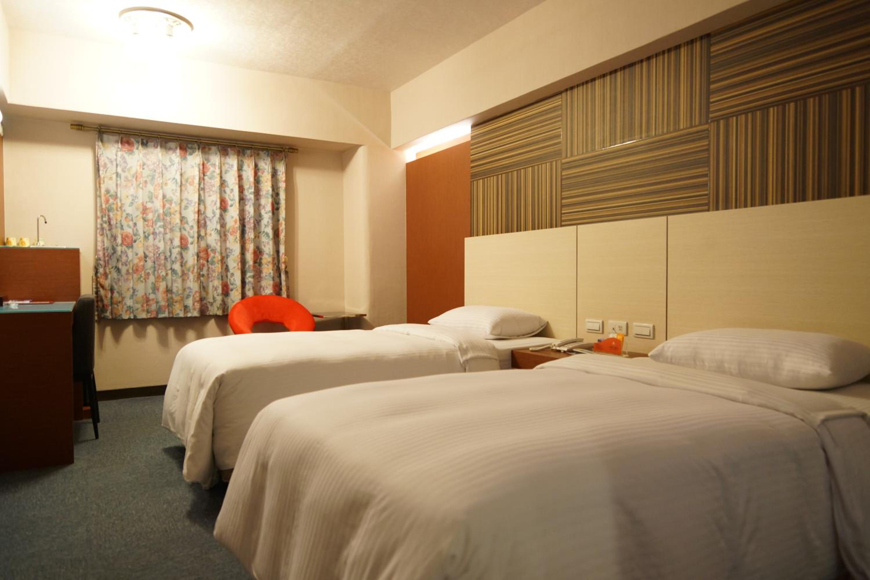 Double Room - Photo 4