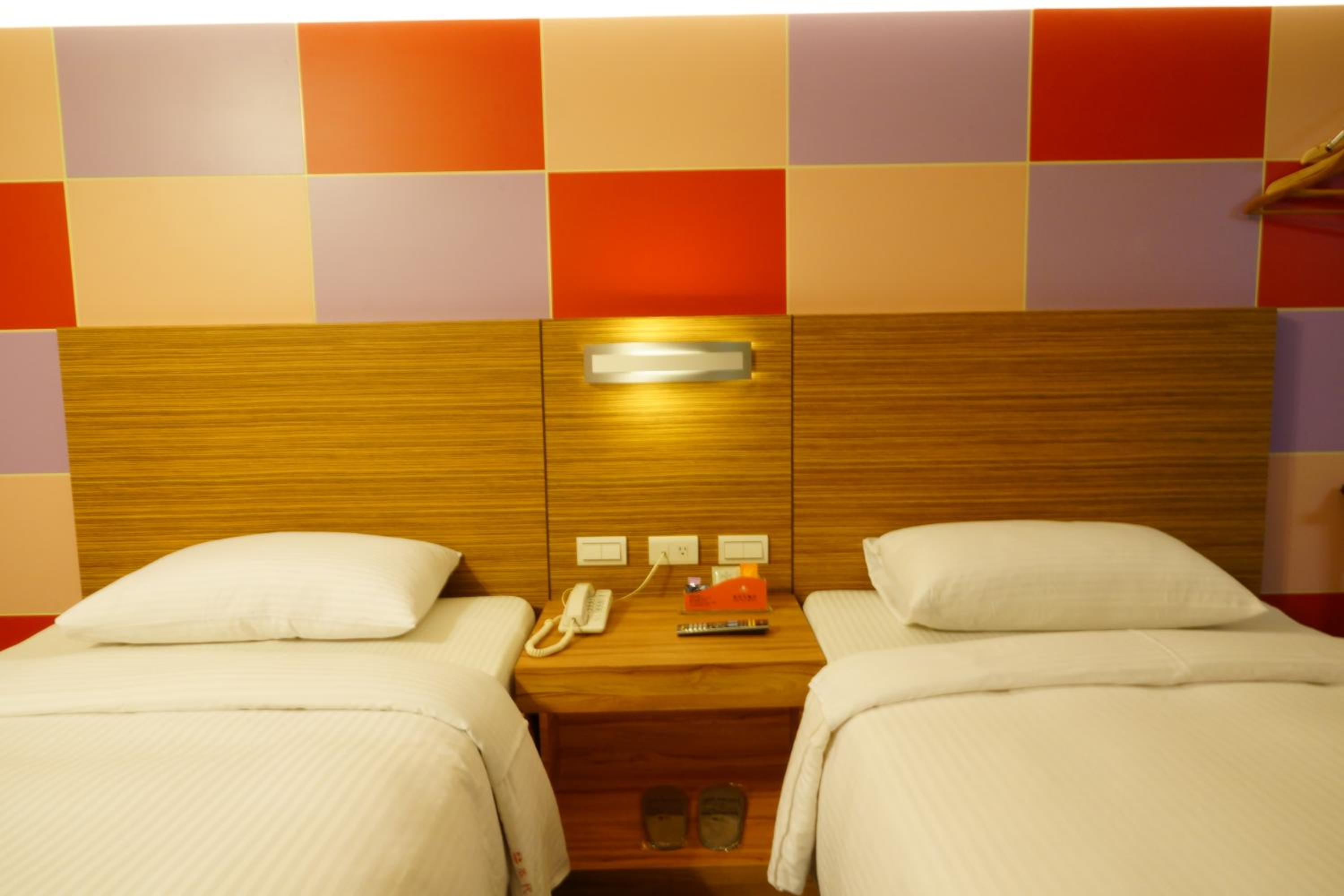 Double Room - Photo 2