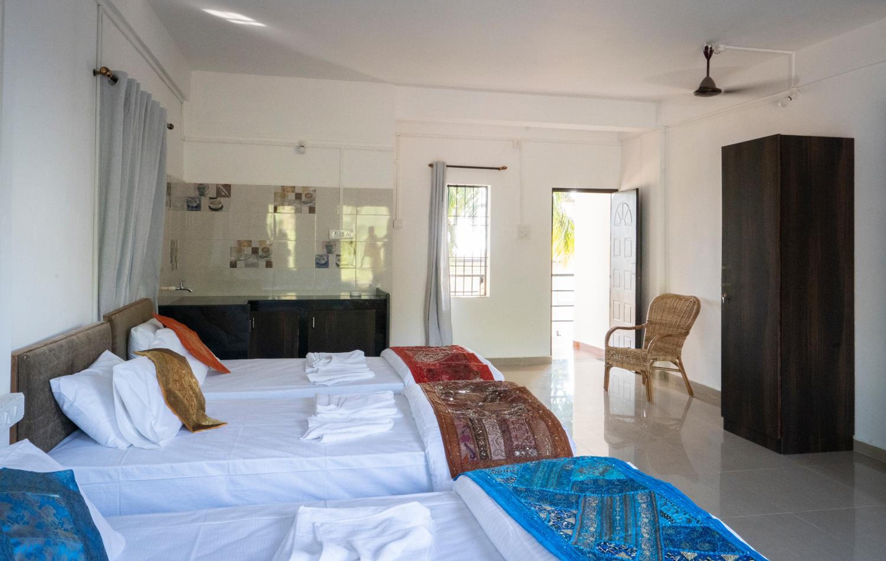 Single Bed in Female Dormitory Room photo 2