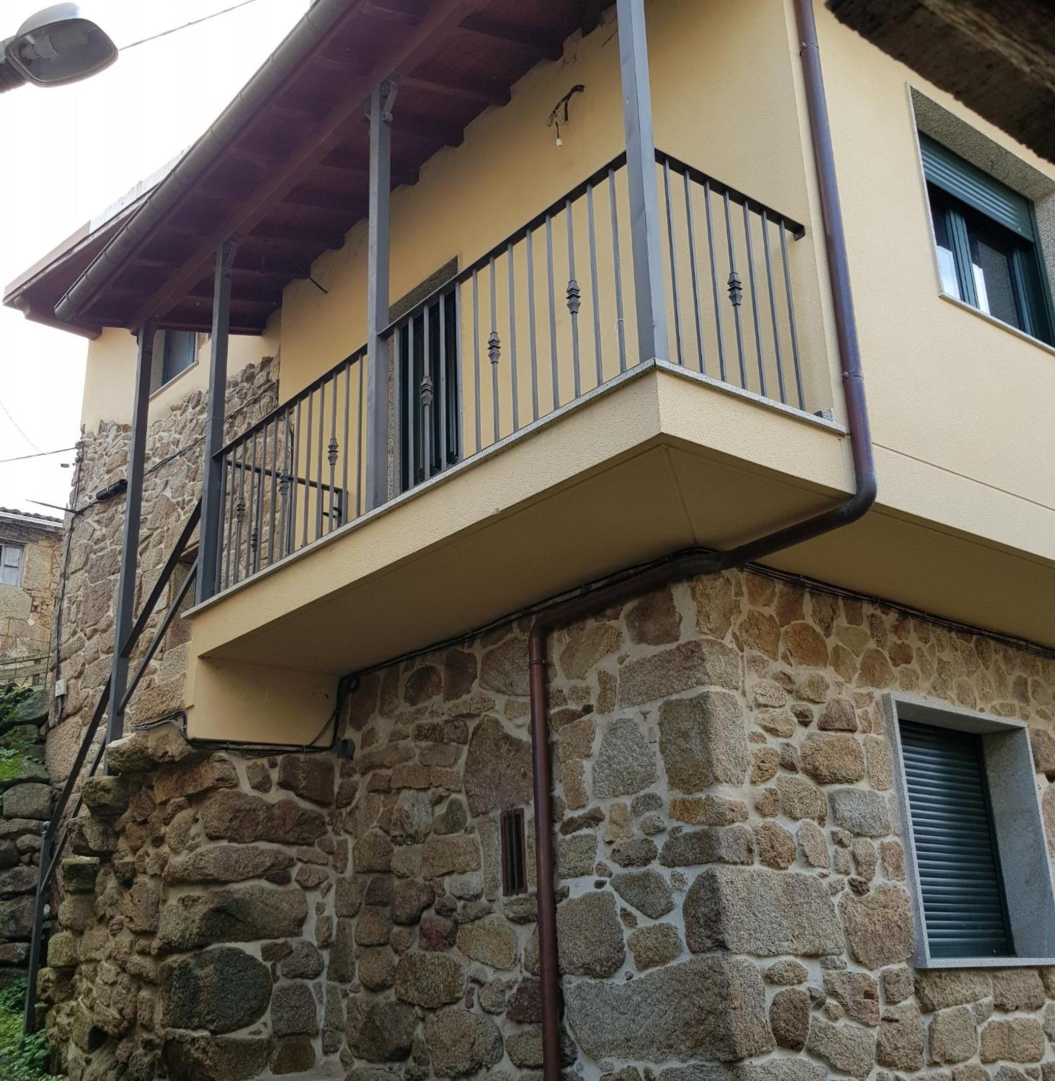 Four-Bedroom House photo 2