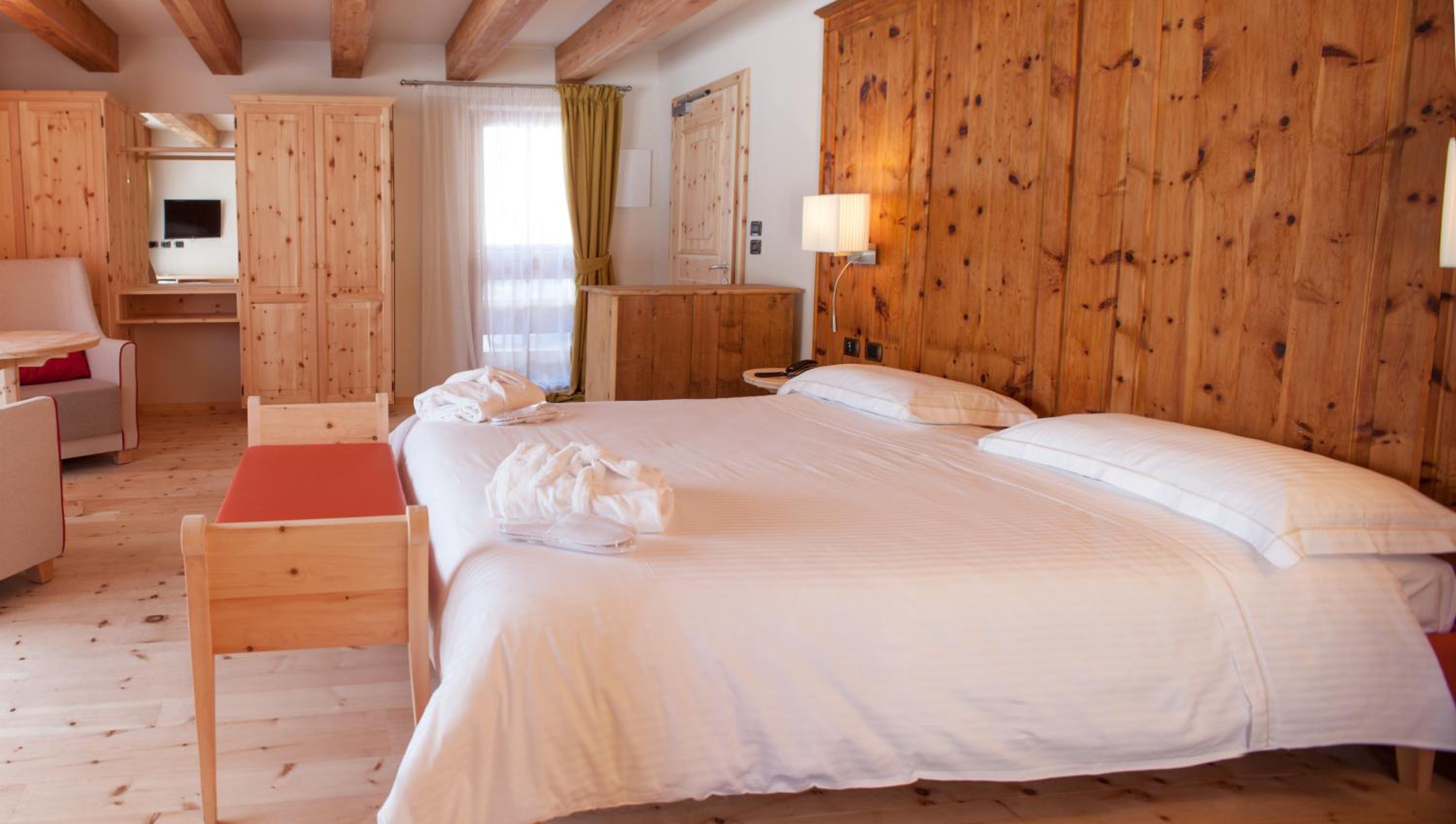 Suite photo 1