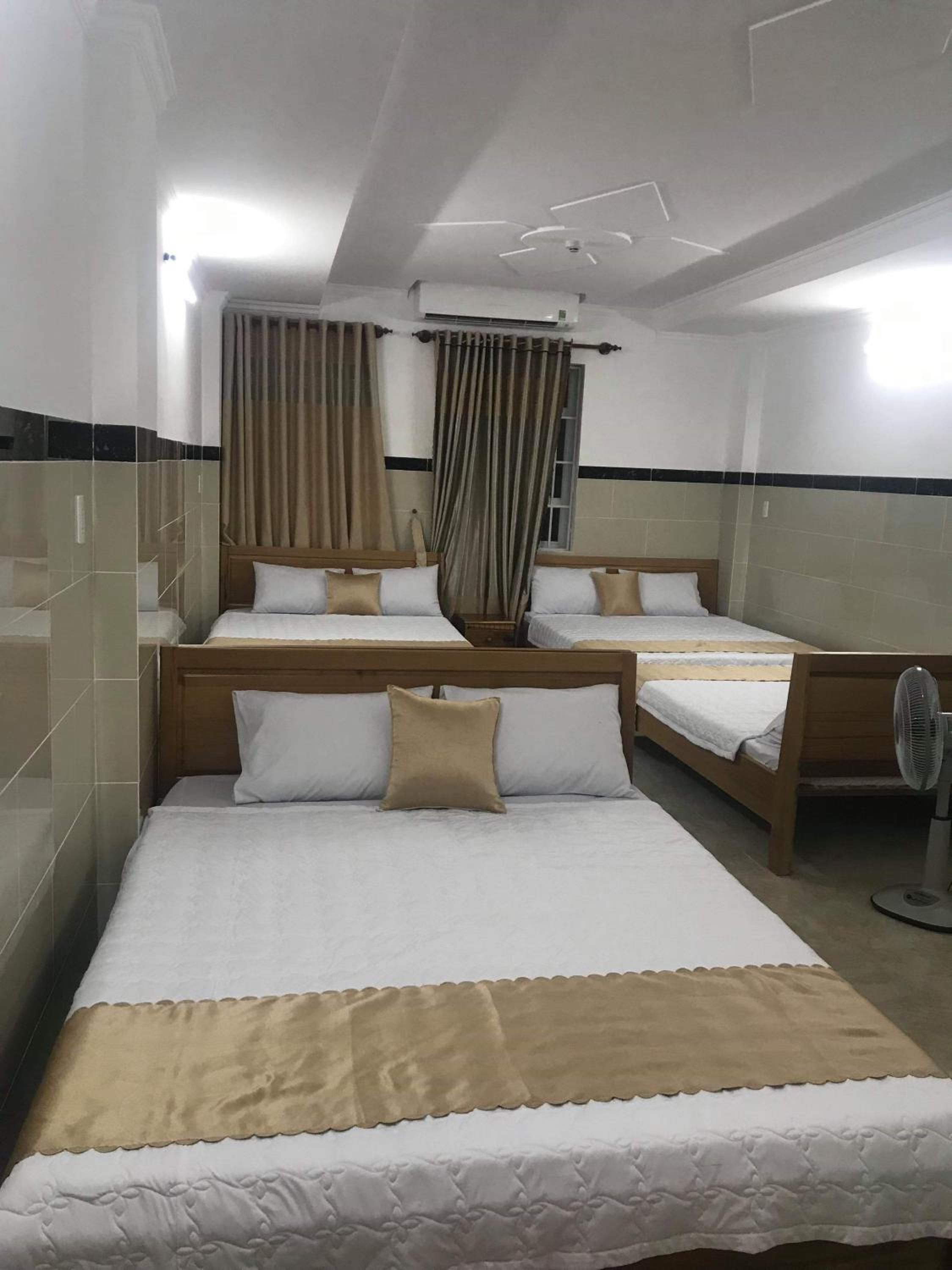 Mixed Dormitory Room