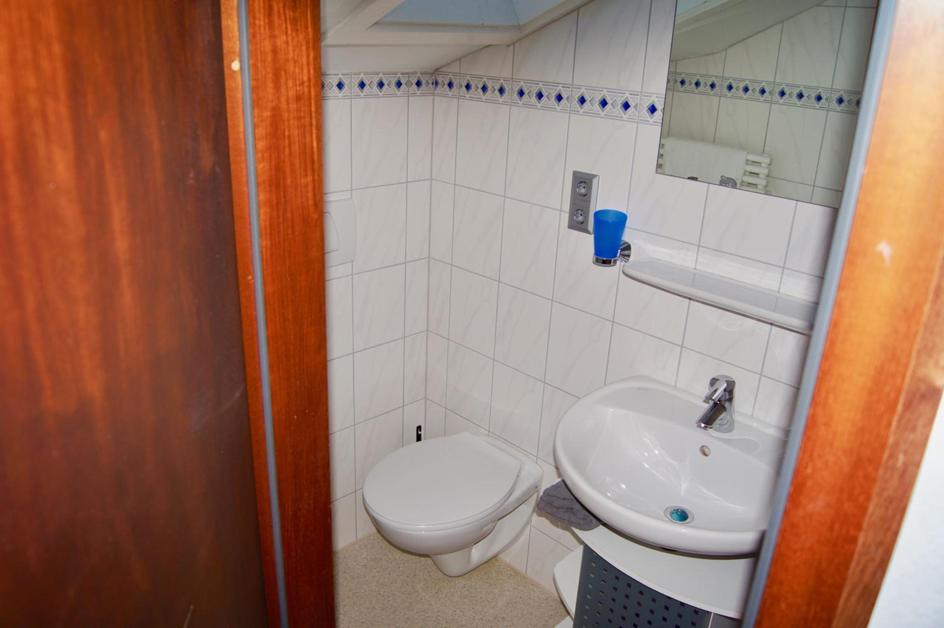 Budget Double Room photo 2