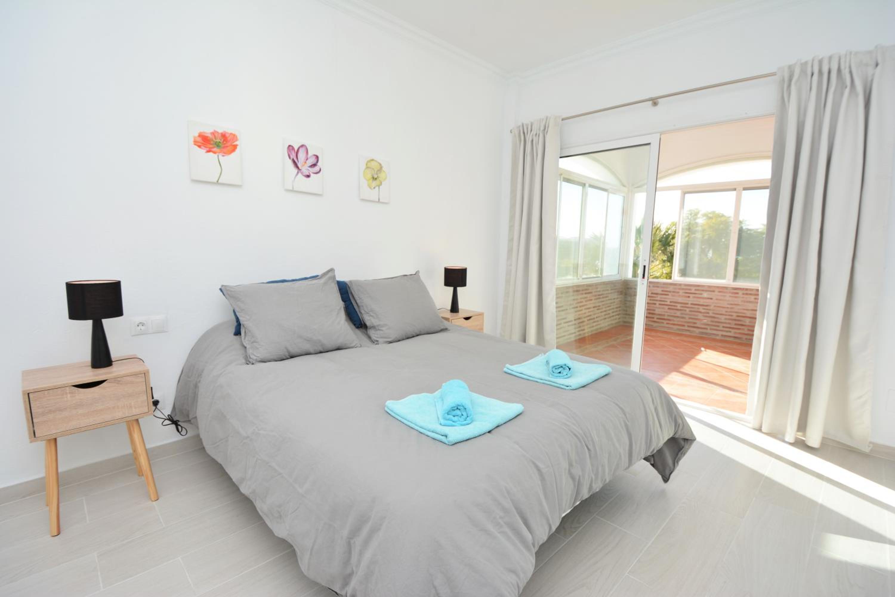 Two-Bedroom Apartment - Photo 9