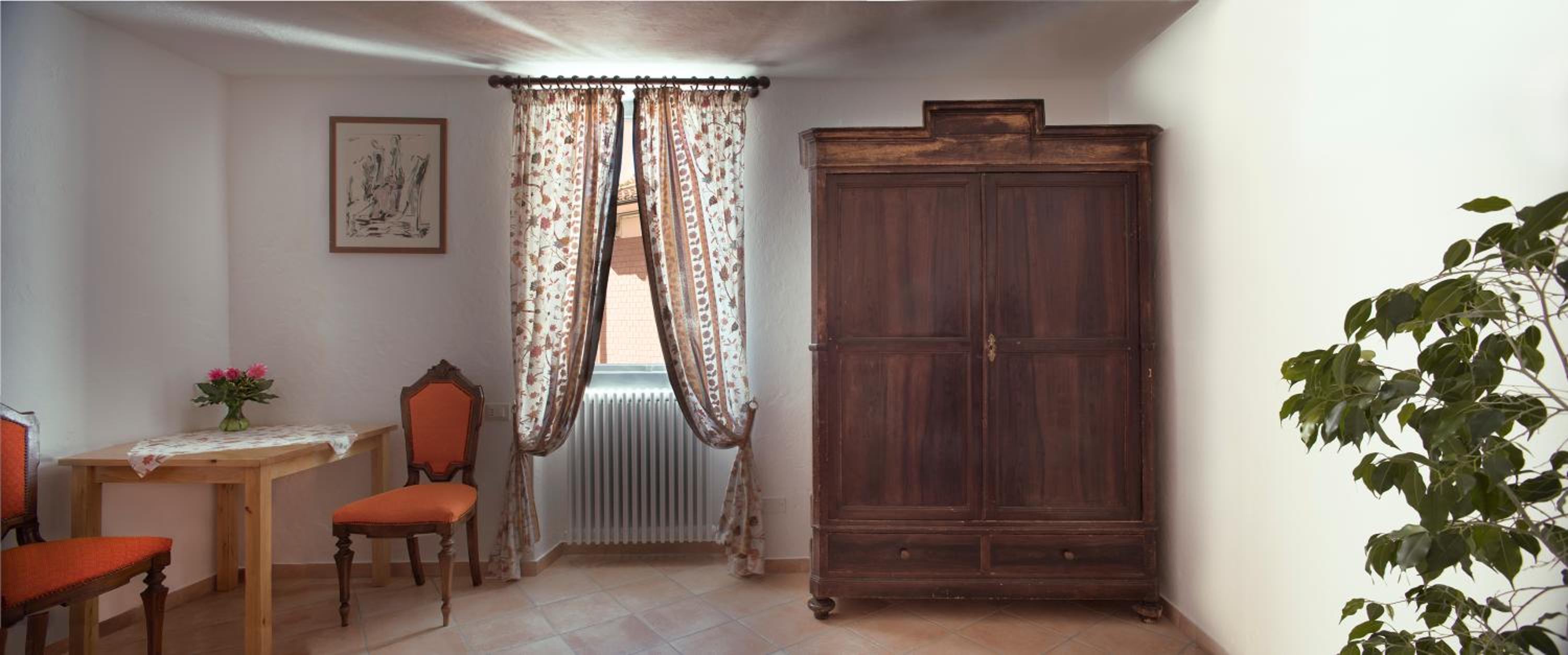 Two-Bedroom House photo 2