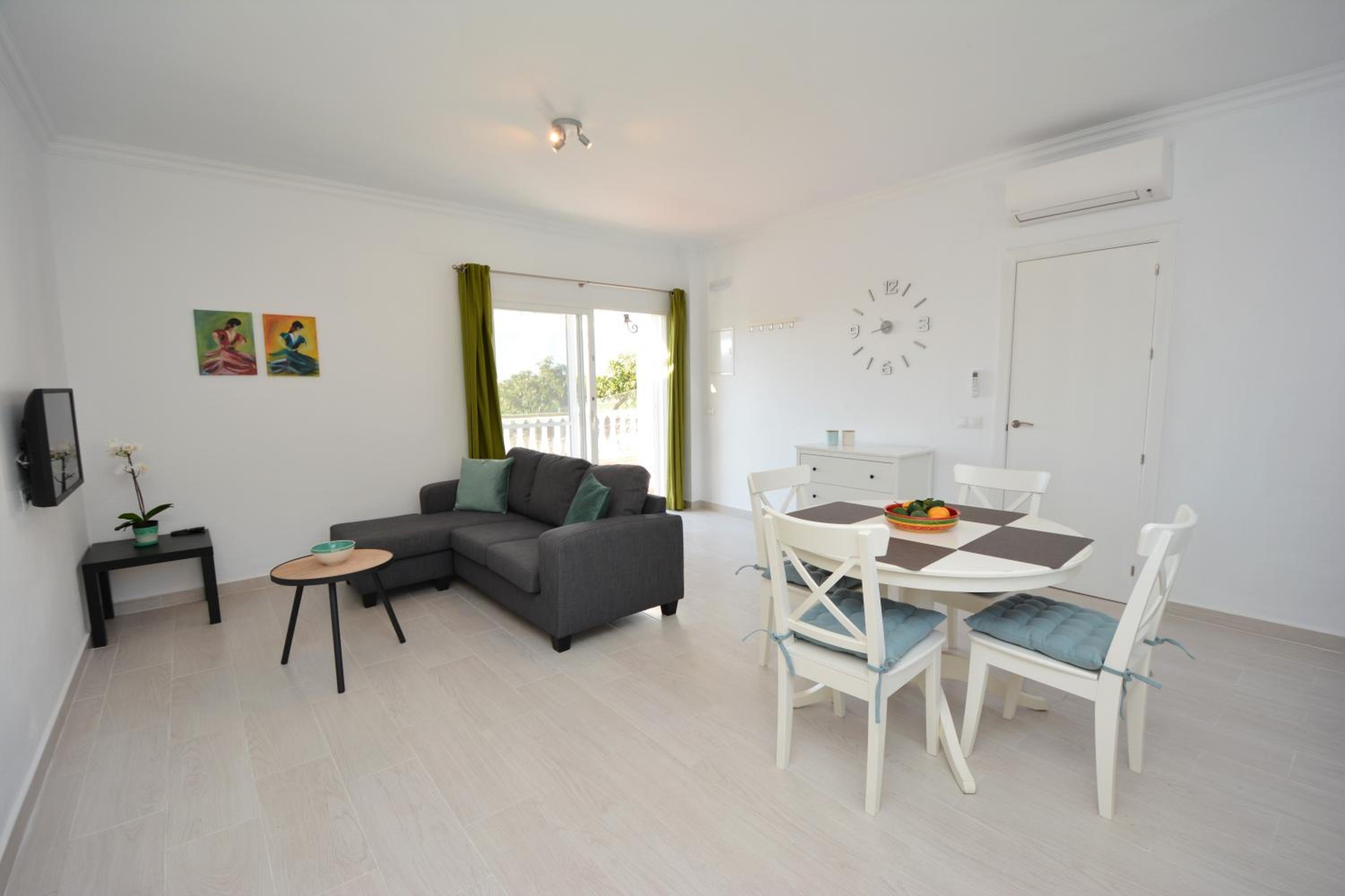 Two-Bedroom Apartment - Photo 19