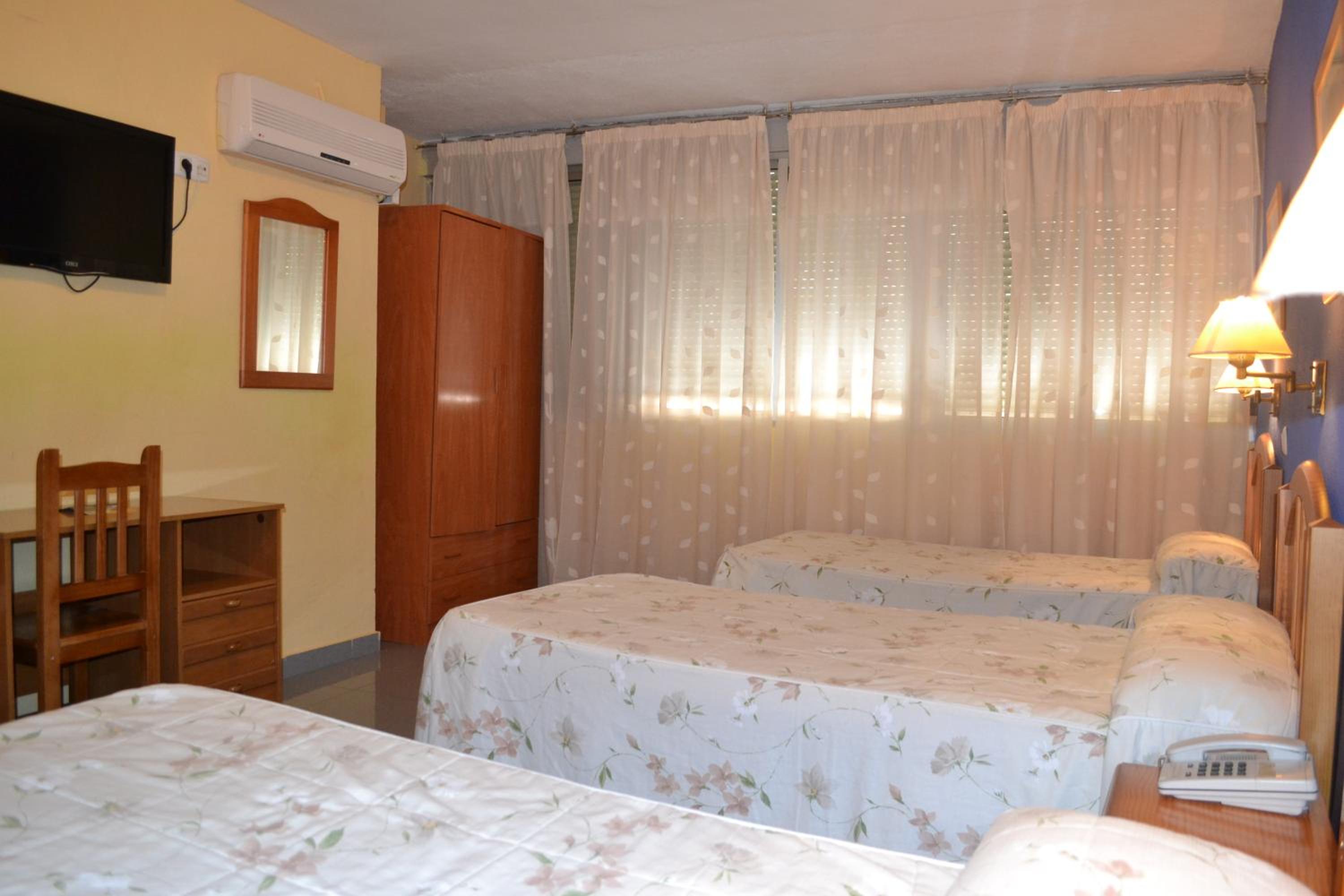 Triple Room photo 2