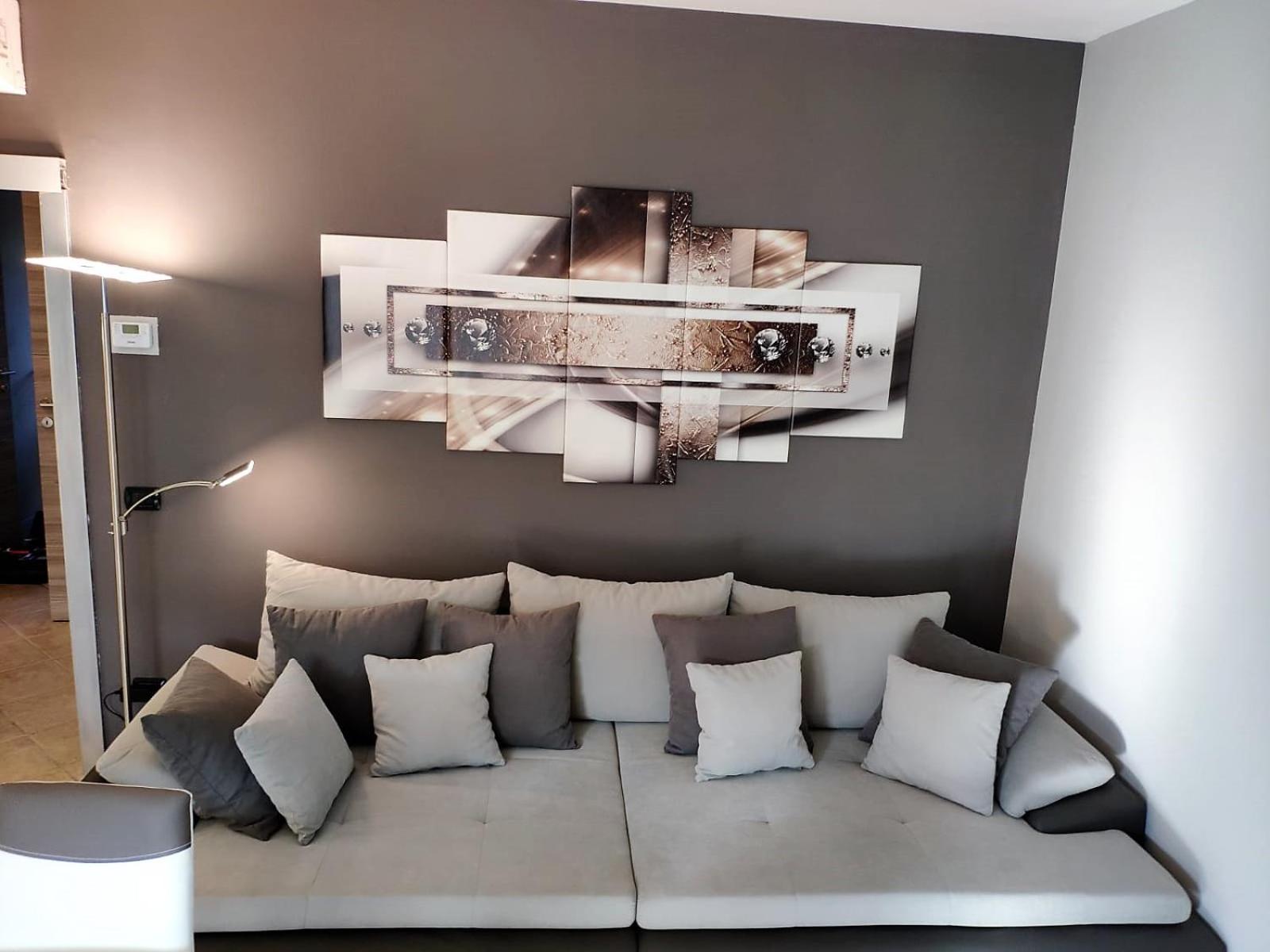 Apartment photo 2