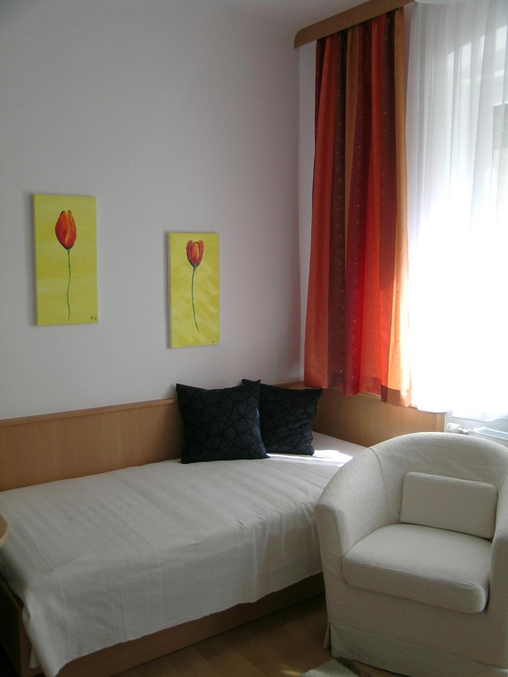 Single Room photo 1