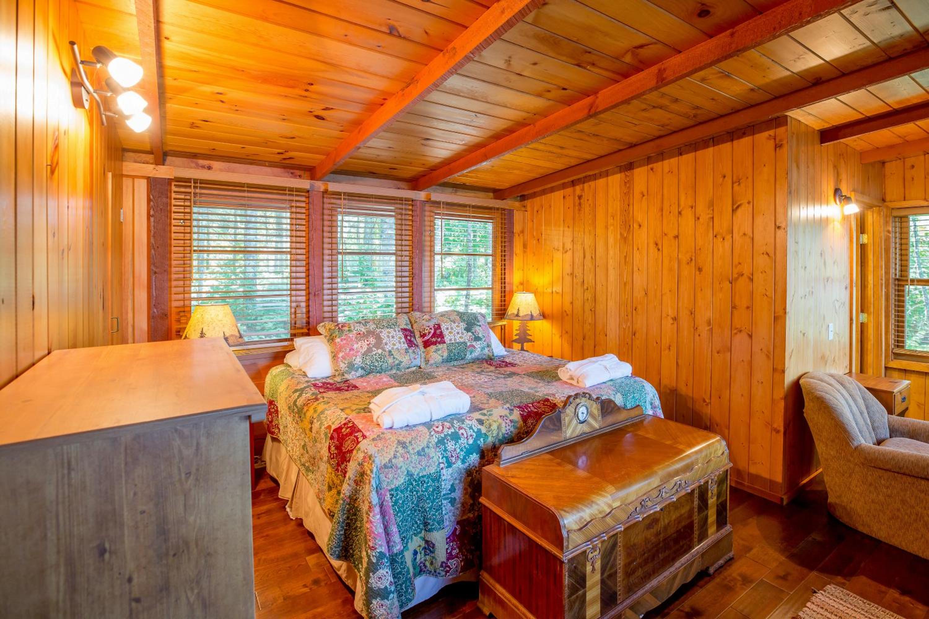 Four-Bedroom House photo 1