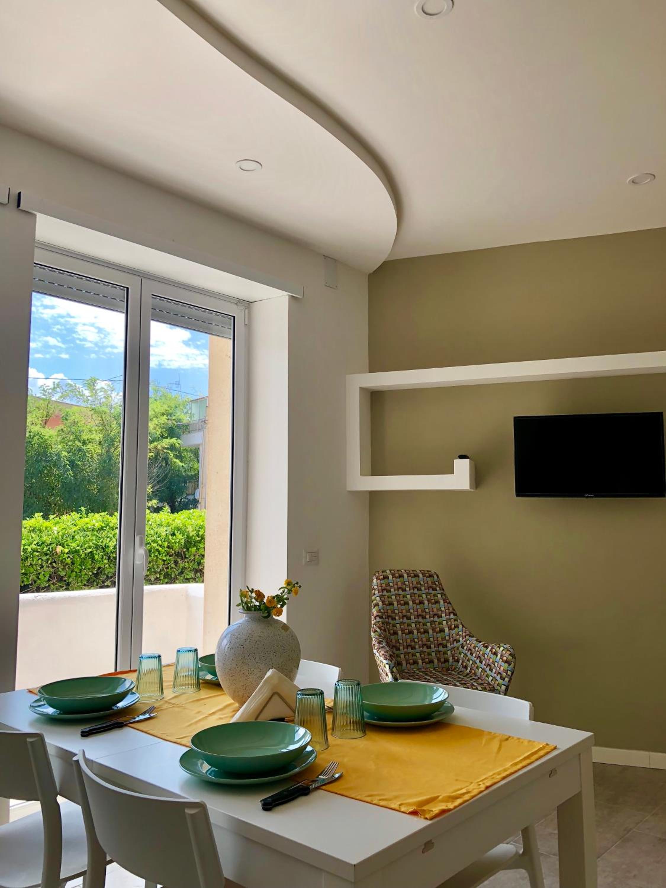 Apartment with Balcony - Photo 19