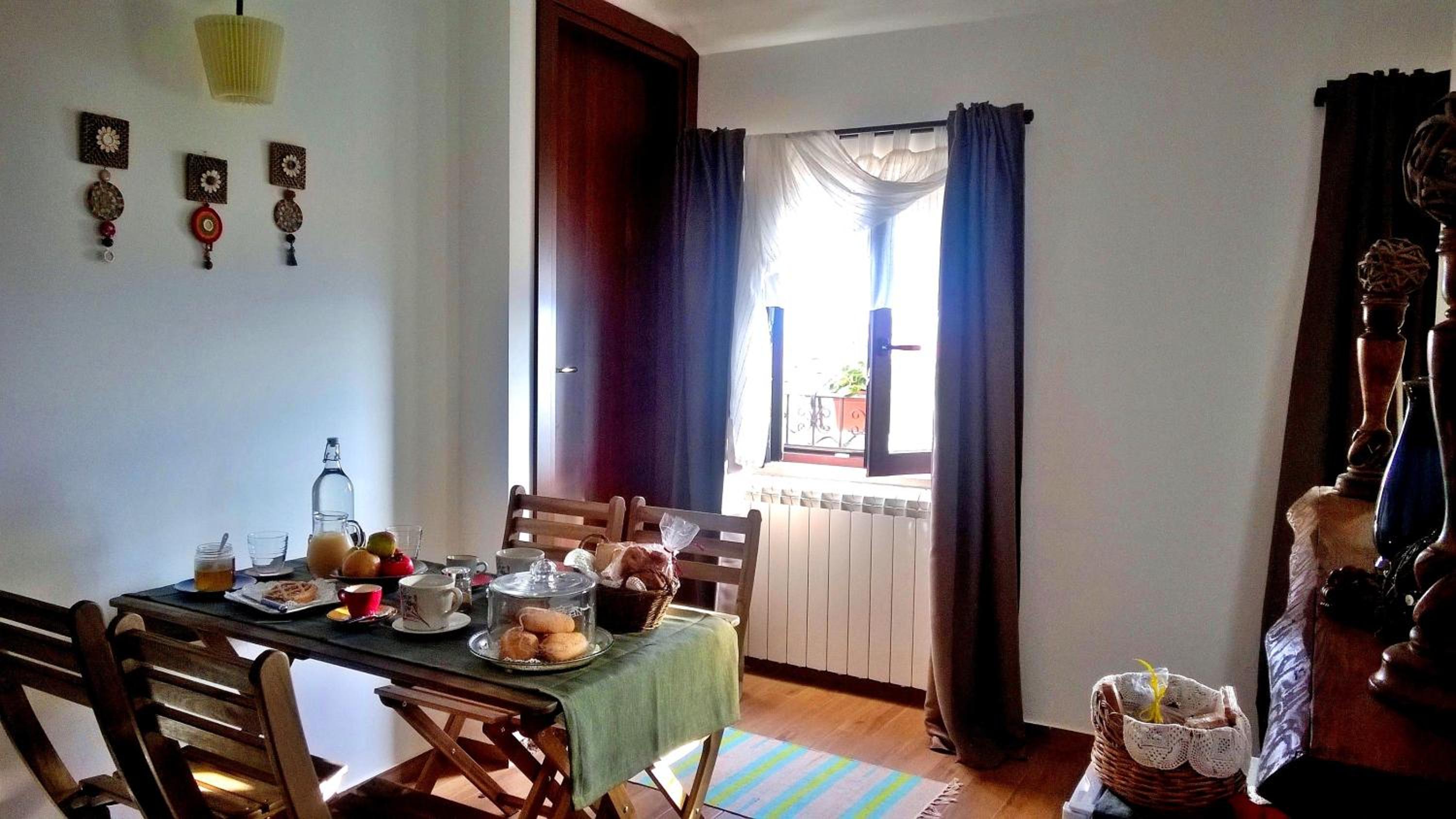 Large Double Room photo 3