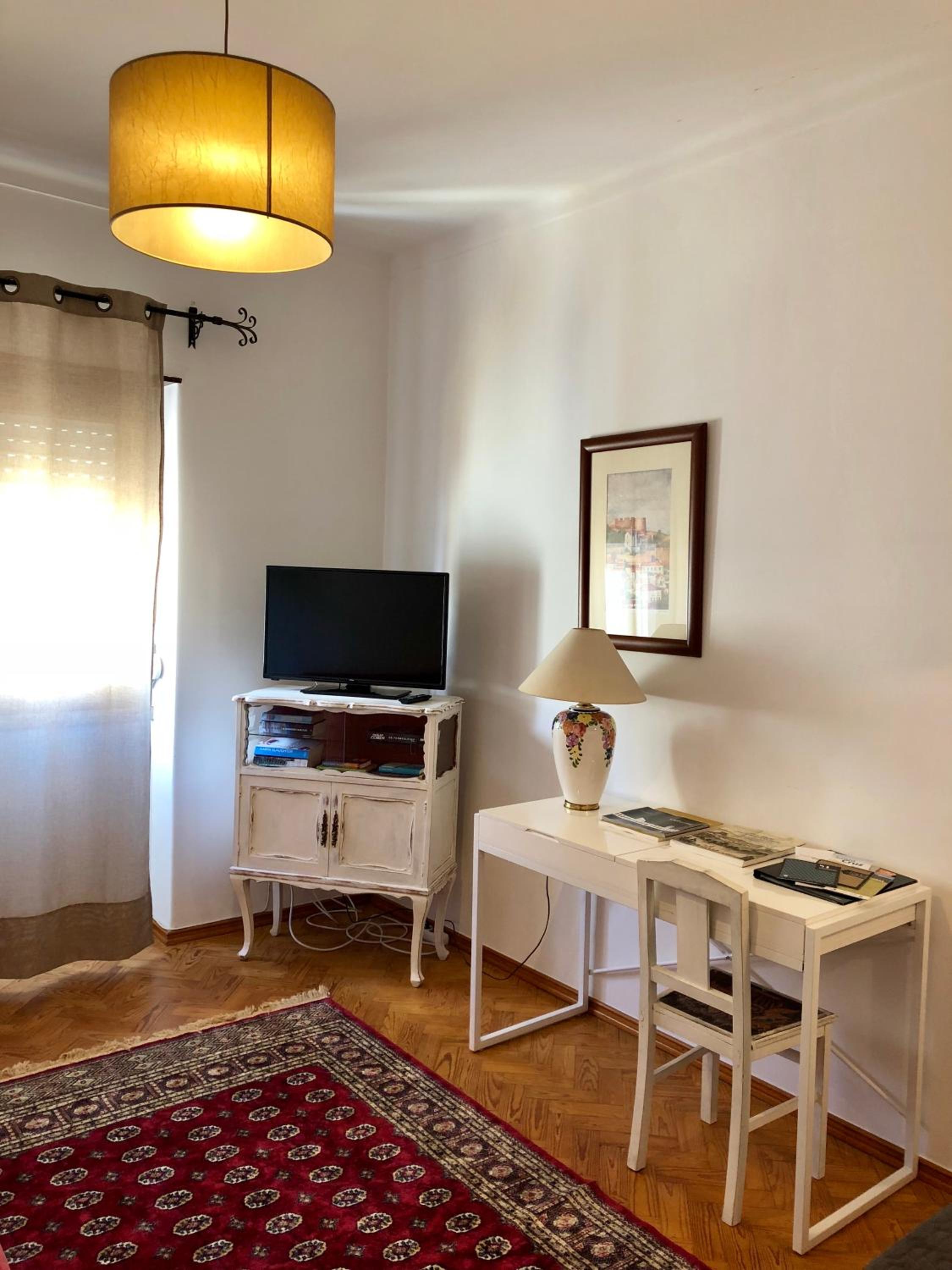 Three-Bedroom Apartment photo 2