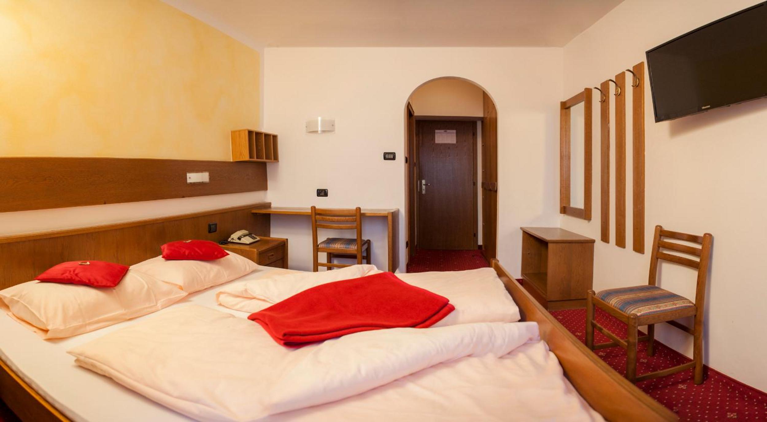 Double Room with Balcony photo 2