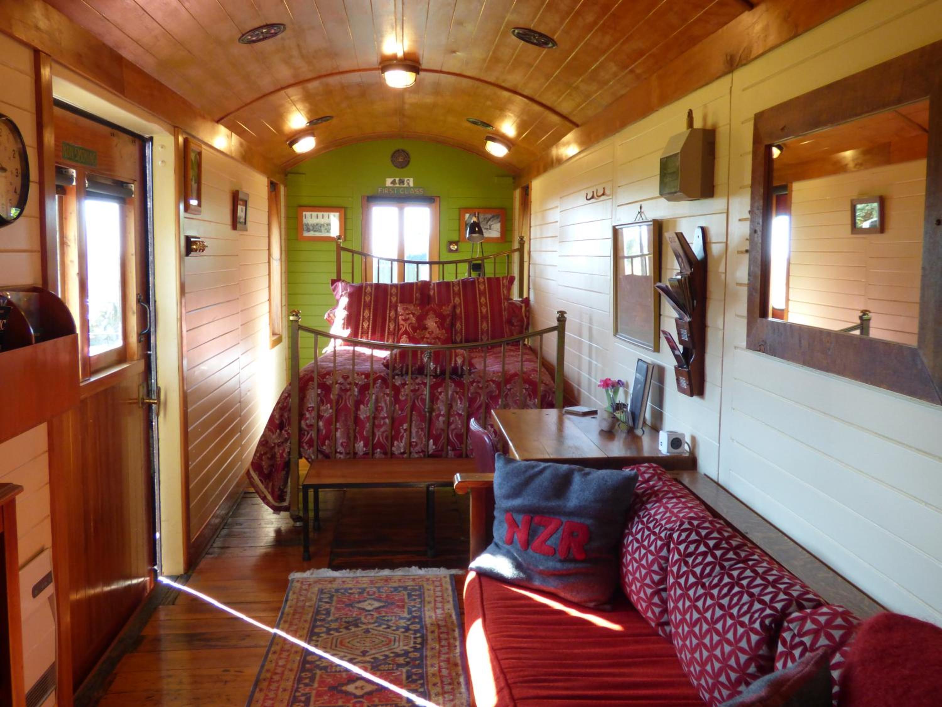Double Room in Train Carriage photo 3