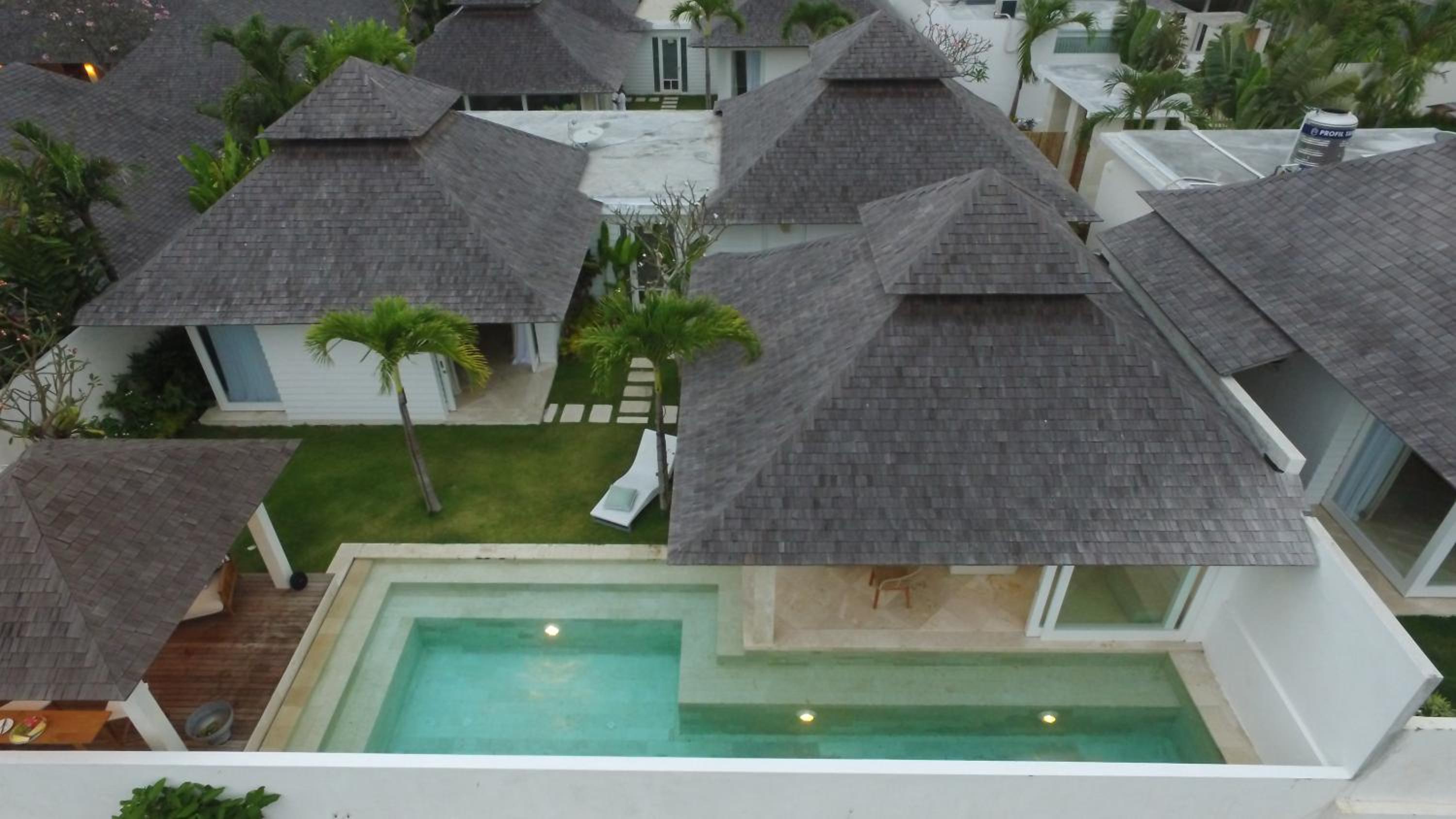 Villa With Private Pool photo 2