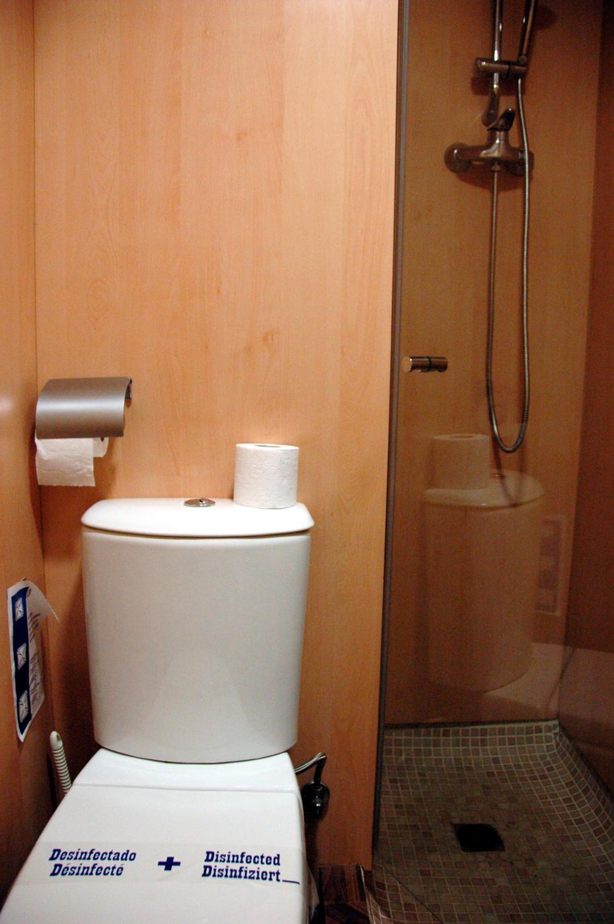 Single Room photo 2