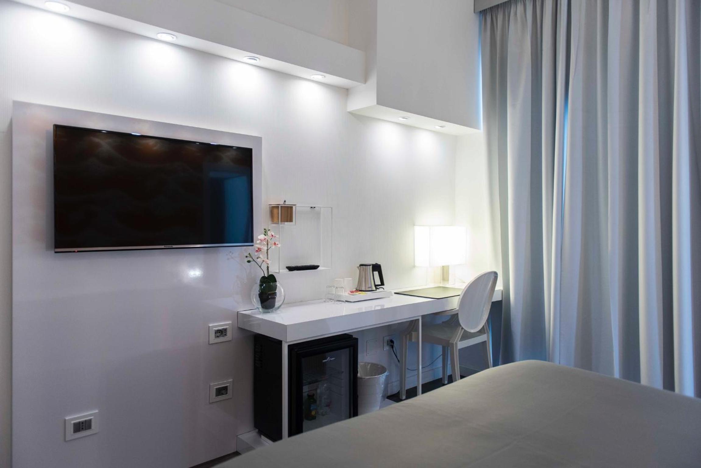 Double Room with Terrace - Photo 5