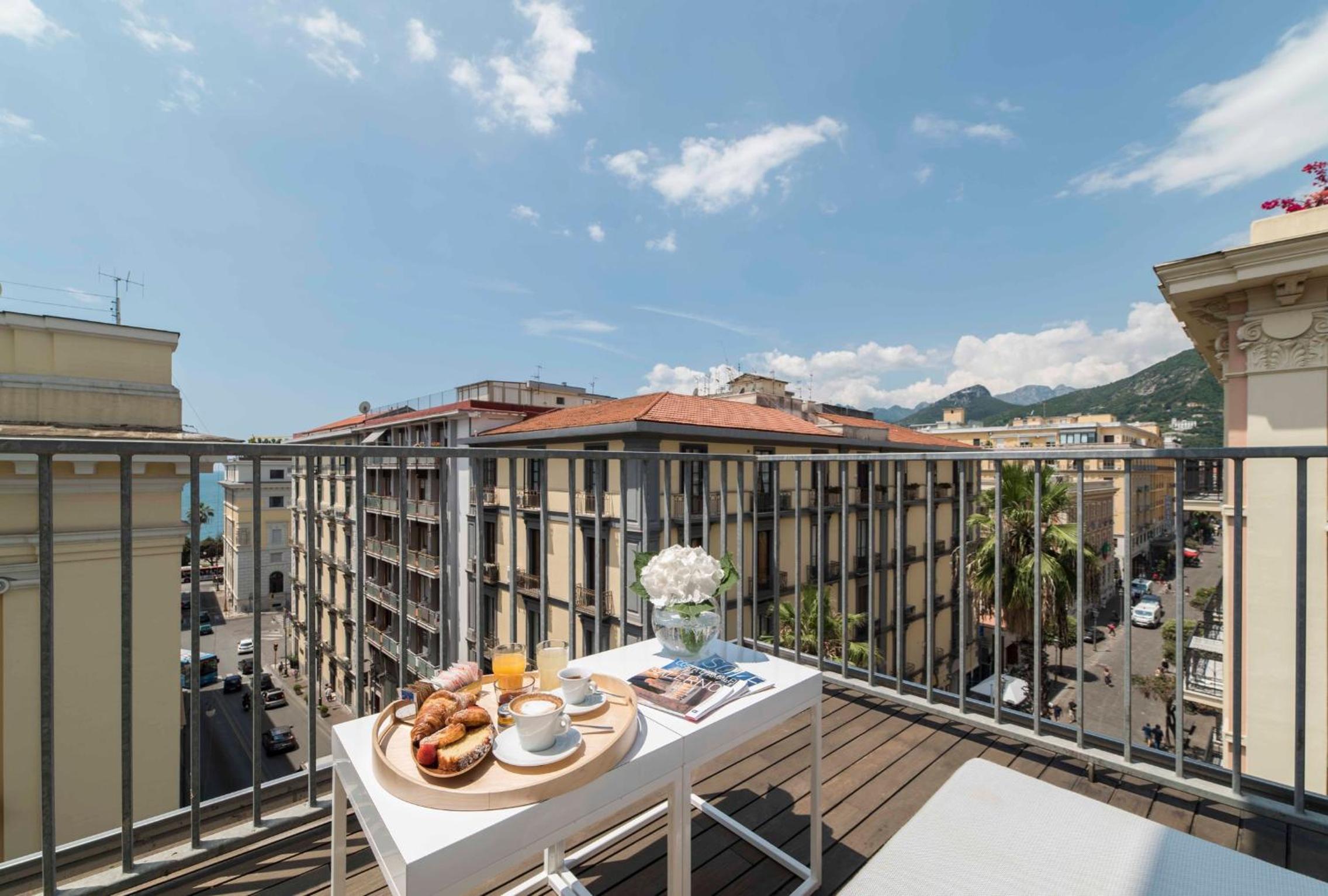 Double Room with Terrace - Photo 6