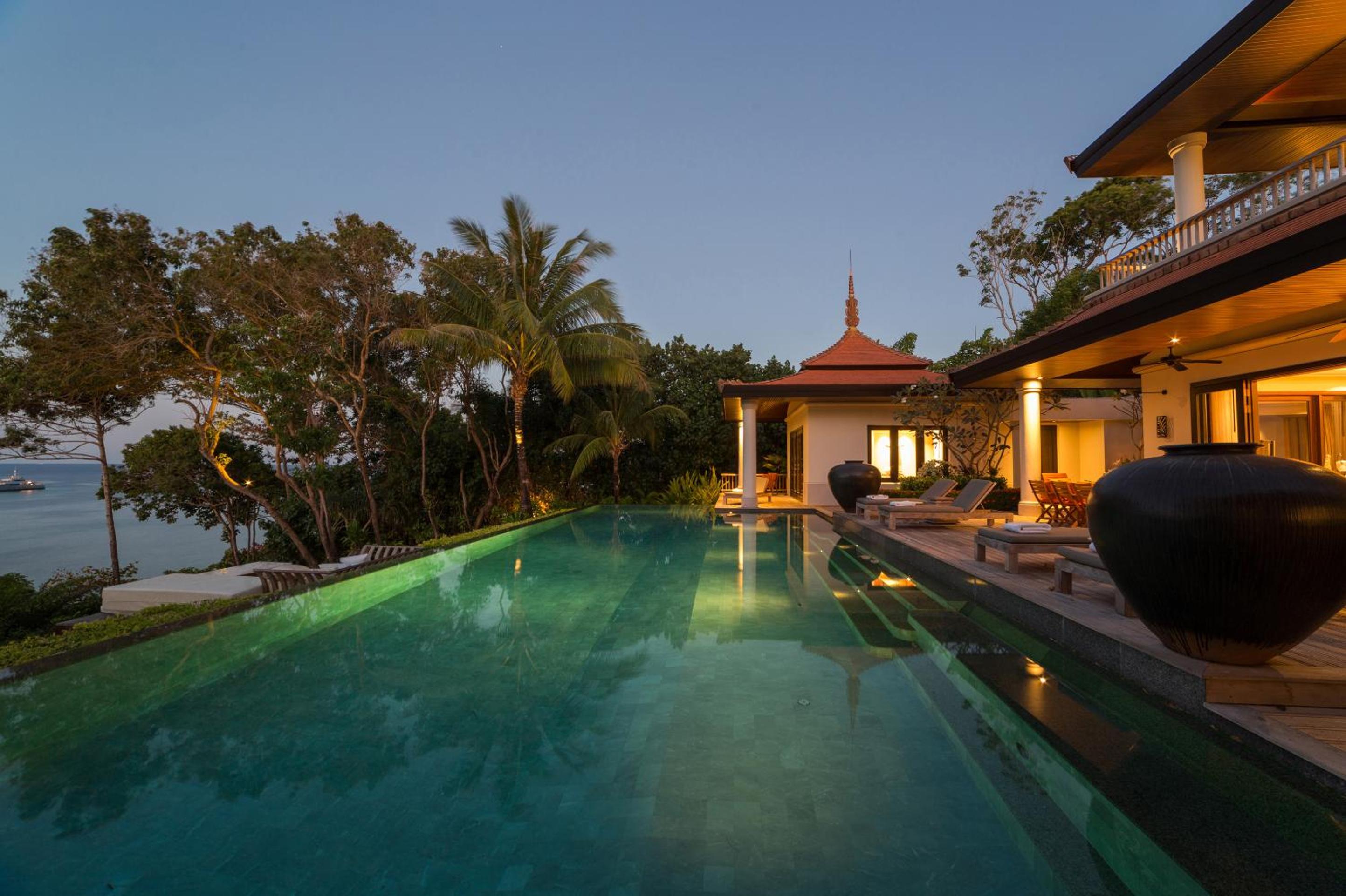 Four-Bedroom Ocean Front Residence  - Photo 16