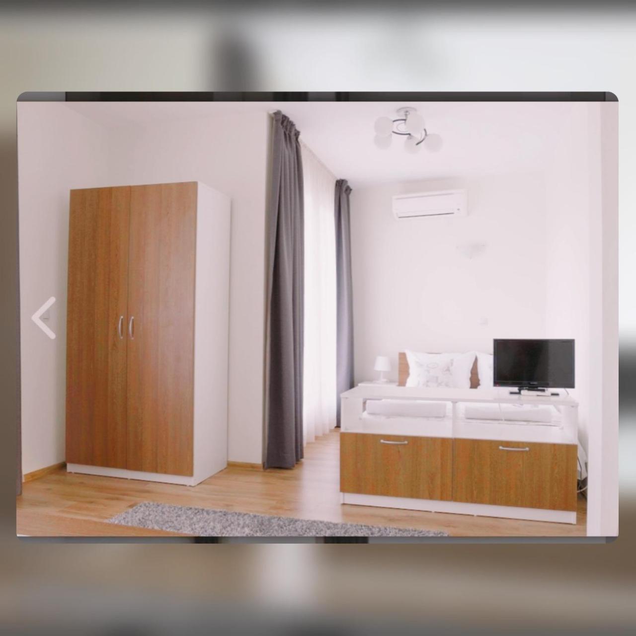 Apartment photo 1