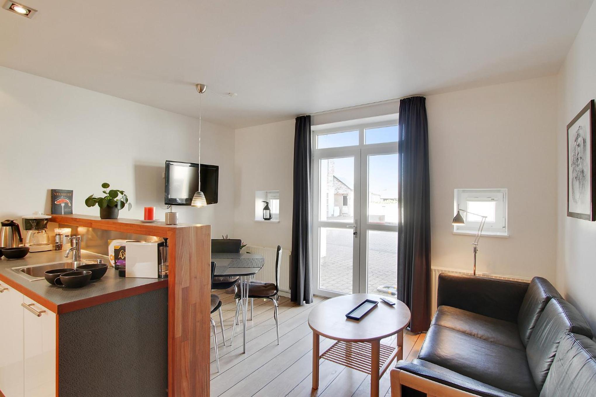 Deluxe Apartment