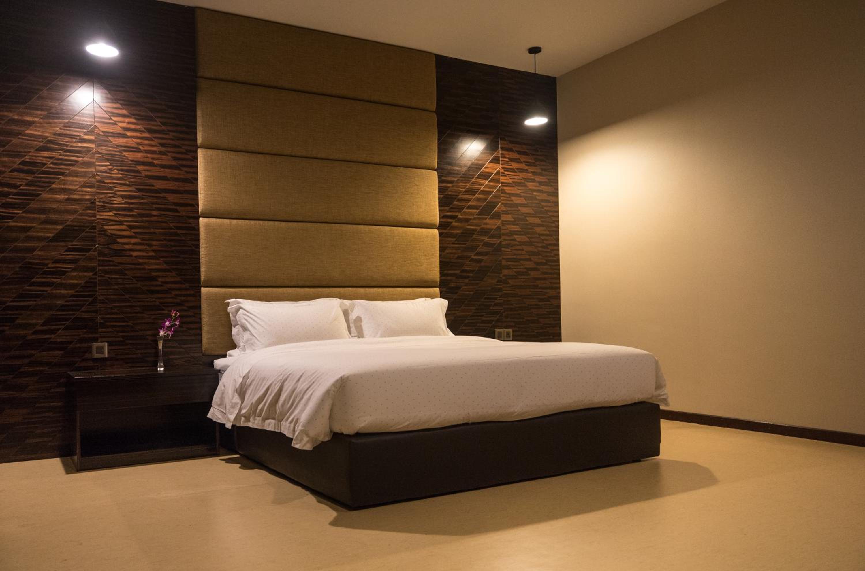 King Suite photo 3