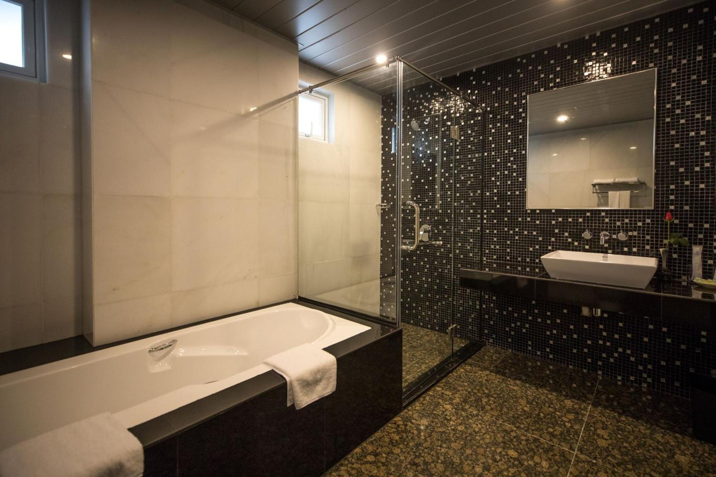 King Suite photo 3