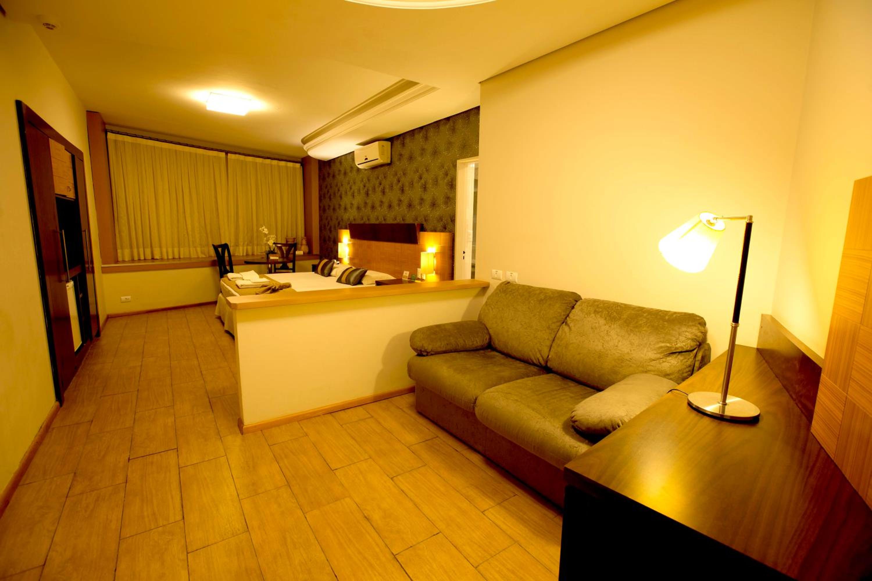 Executive Suite with Spa Bath - Photo 4