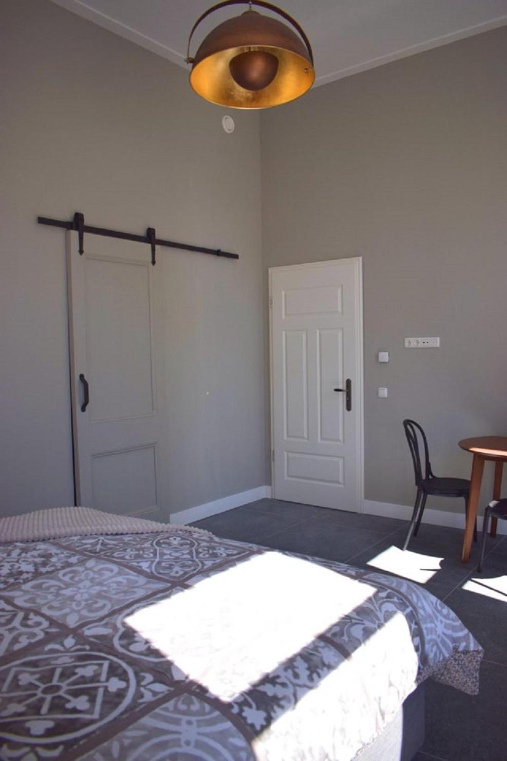 Double Room with Private Bathroom photo 2
