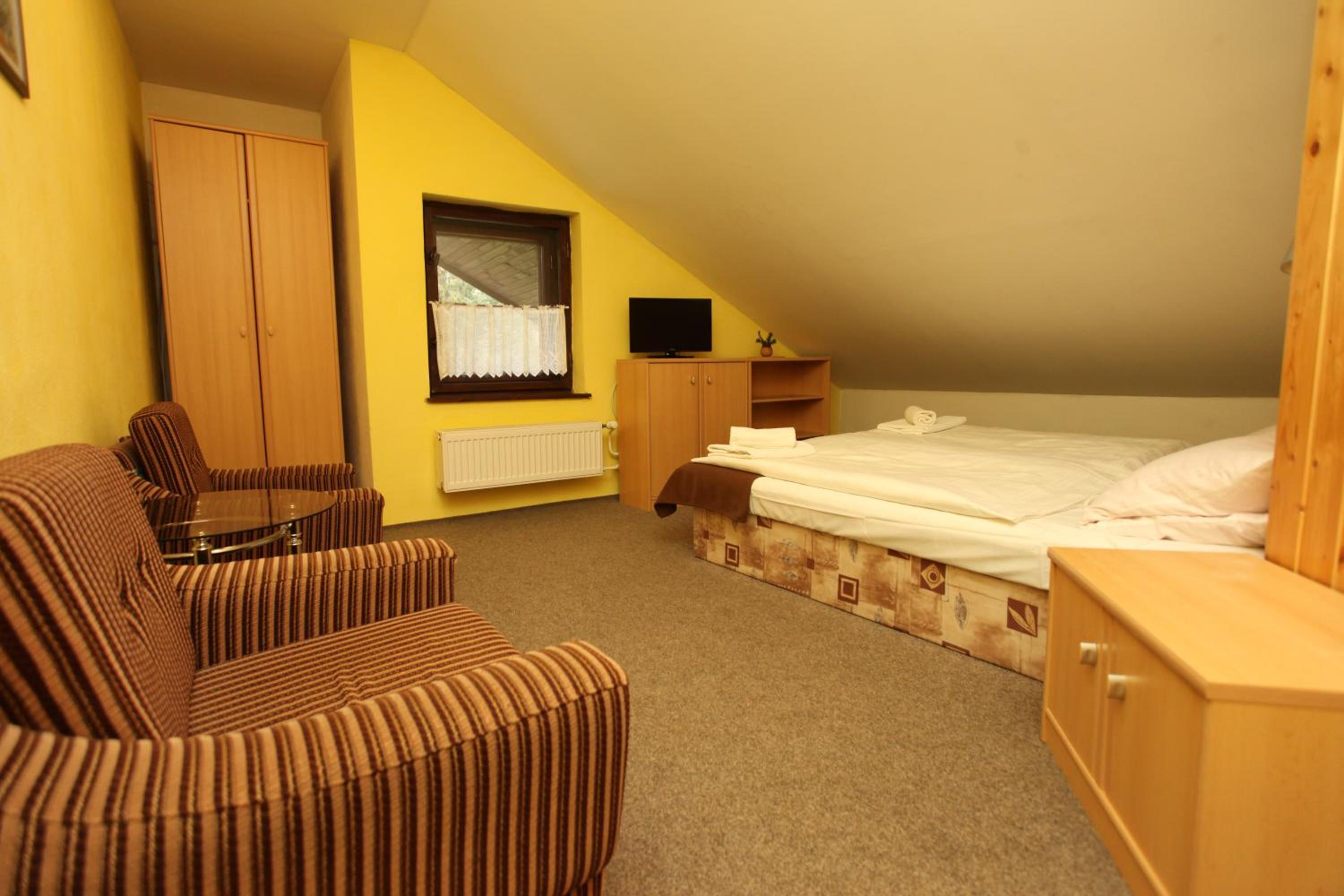 Double Room with Private External Bathroom