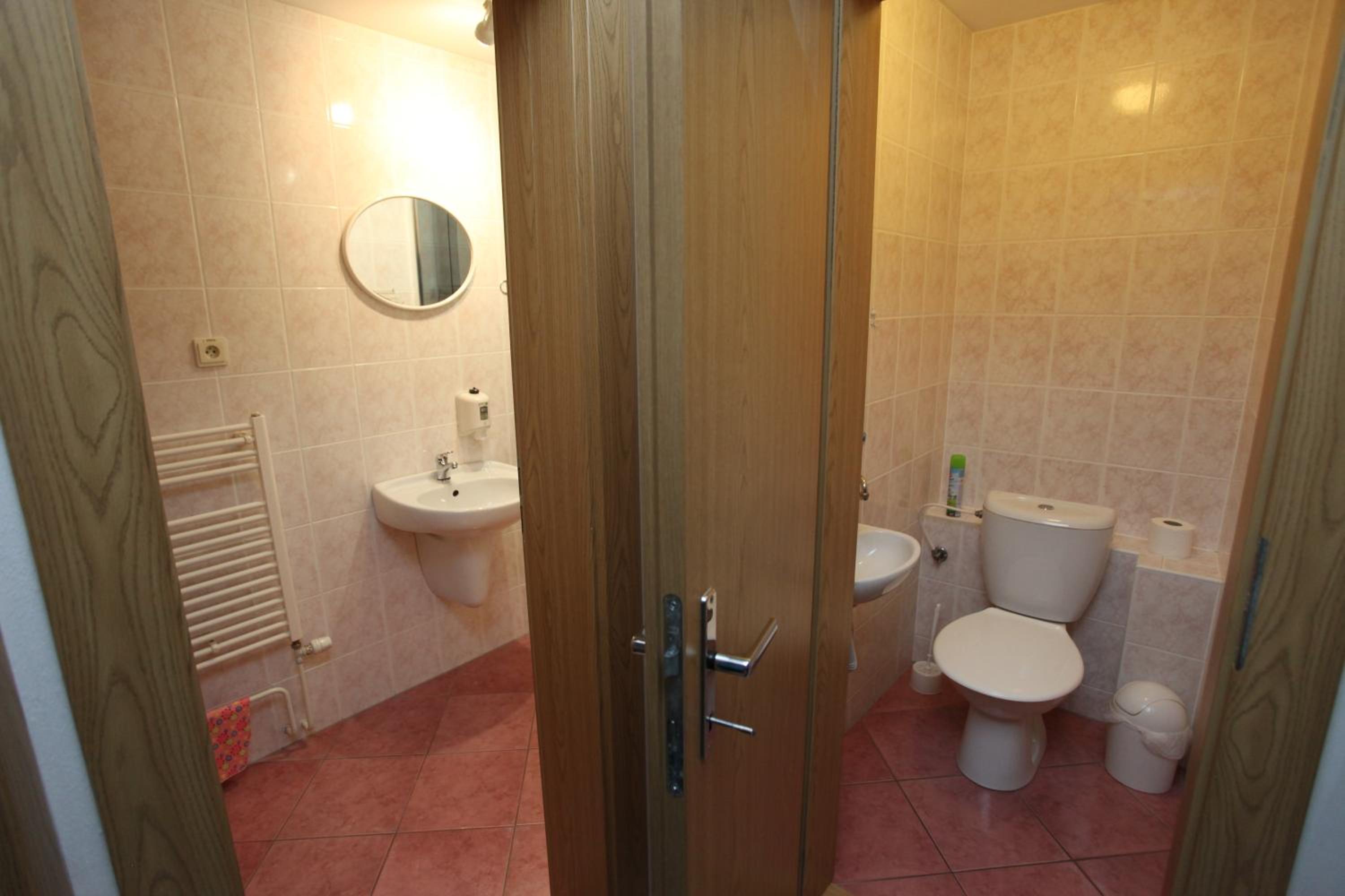 Double Room with Private External Bathroom photo 3
