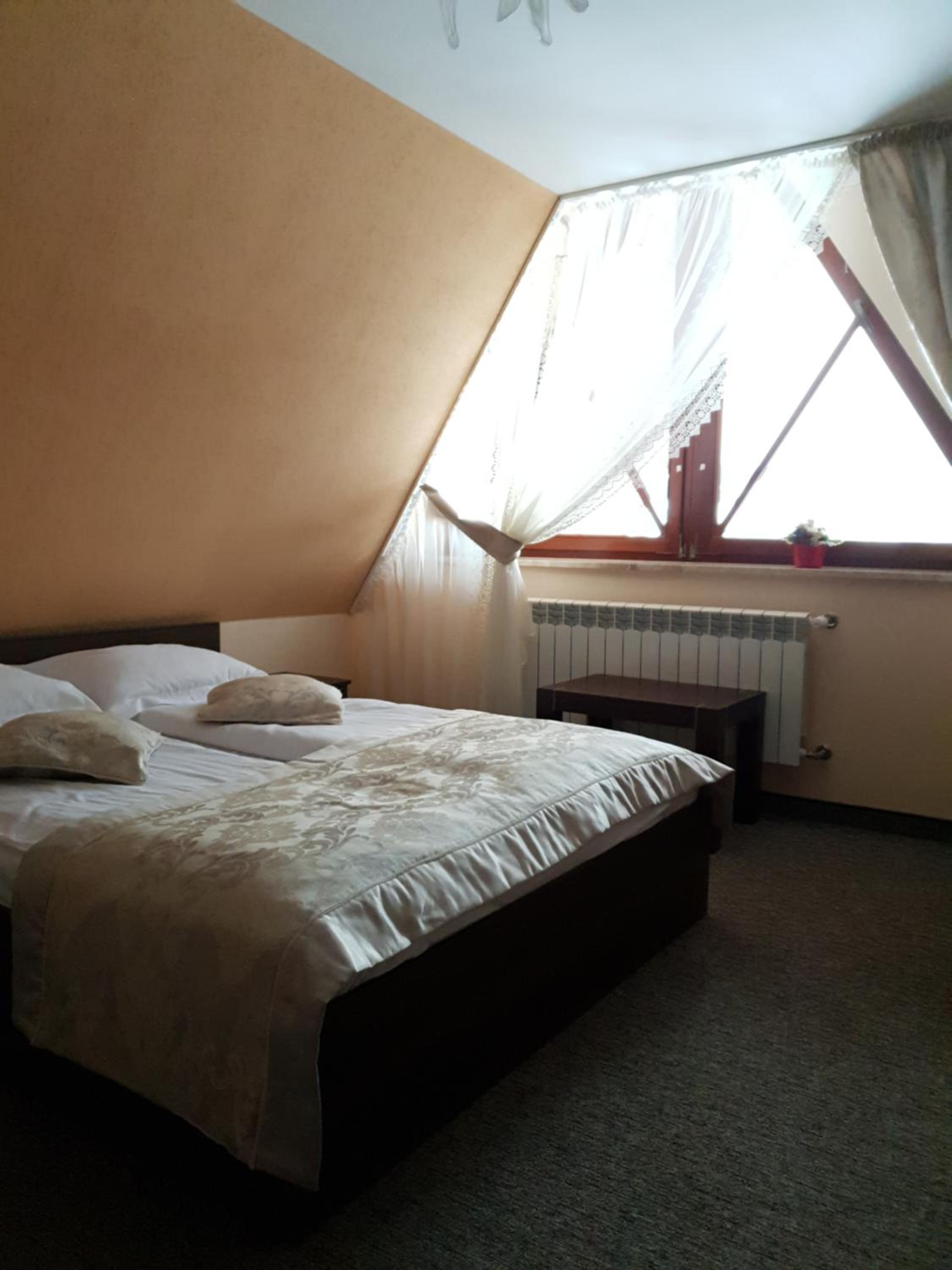 Triple Room with Mountain View - Photo 3