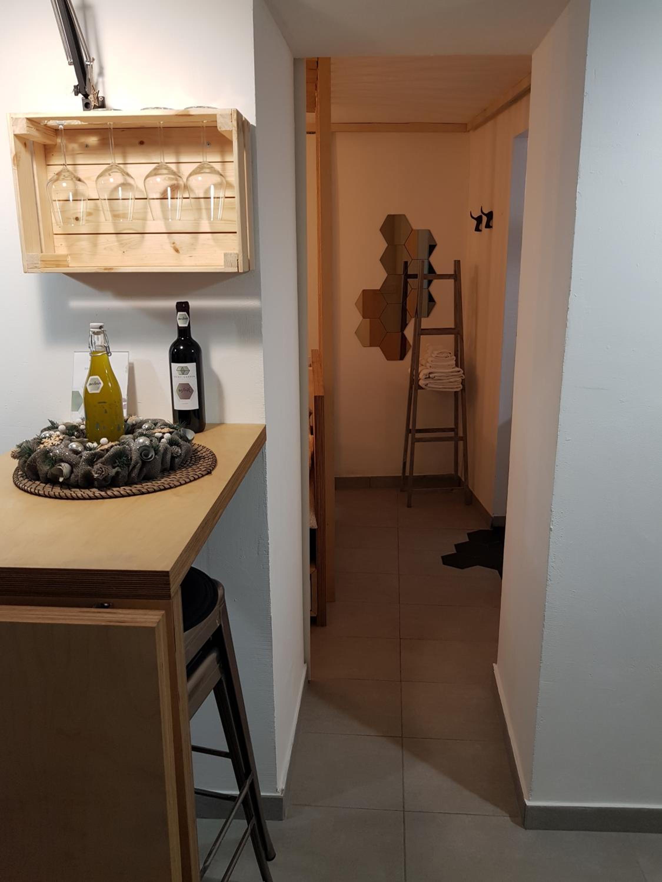Apartment with Terrace - Photo 42